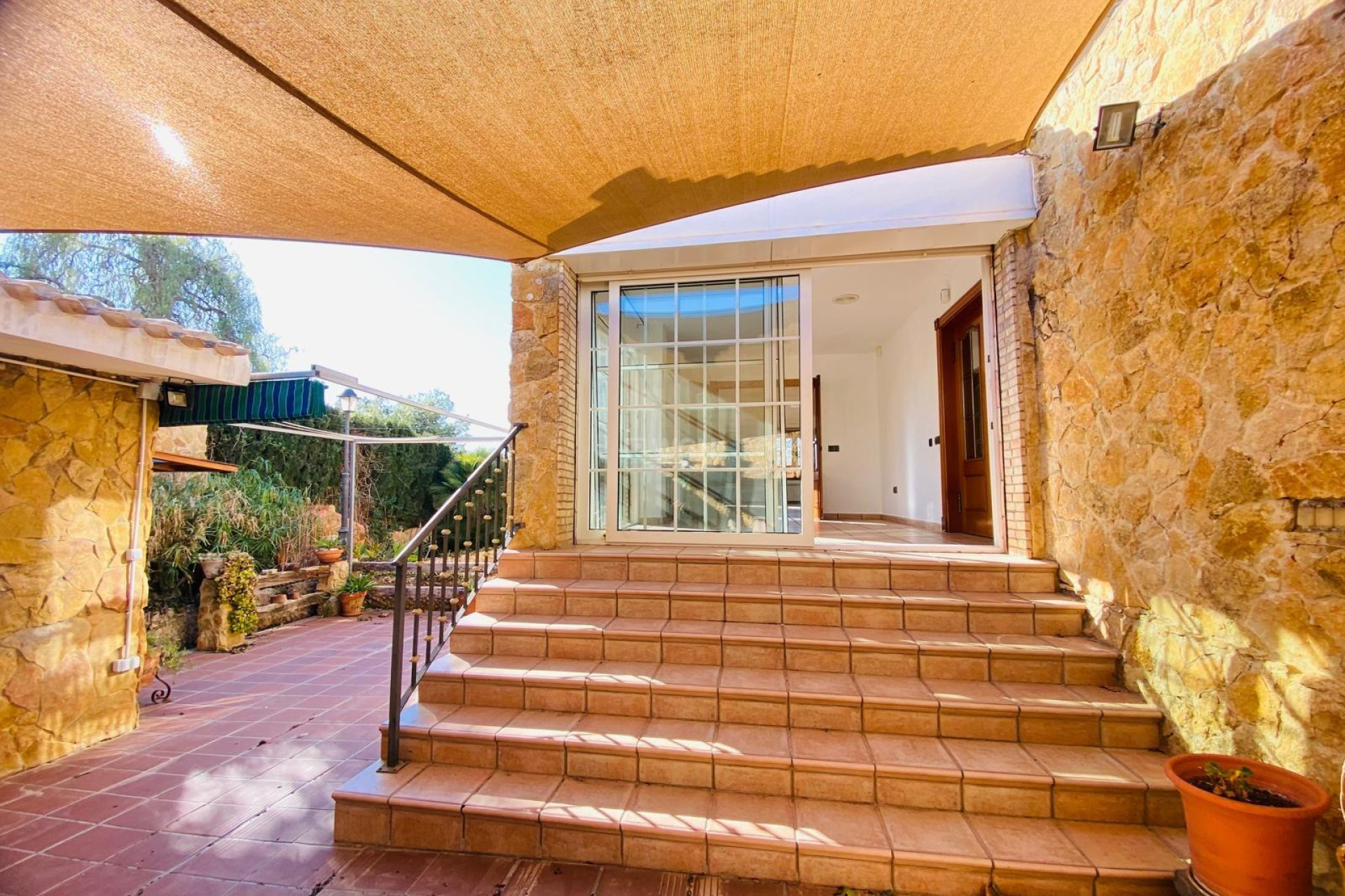 Odsprzedaż - Villa - Orihuela Costa - La Florida