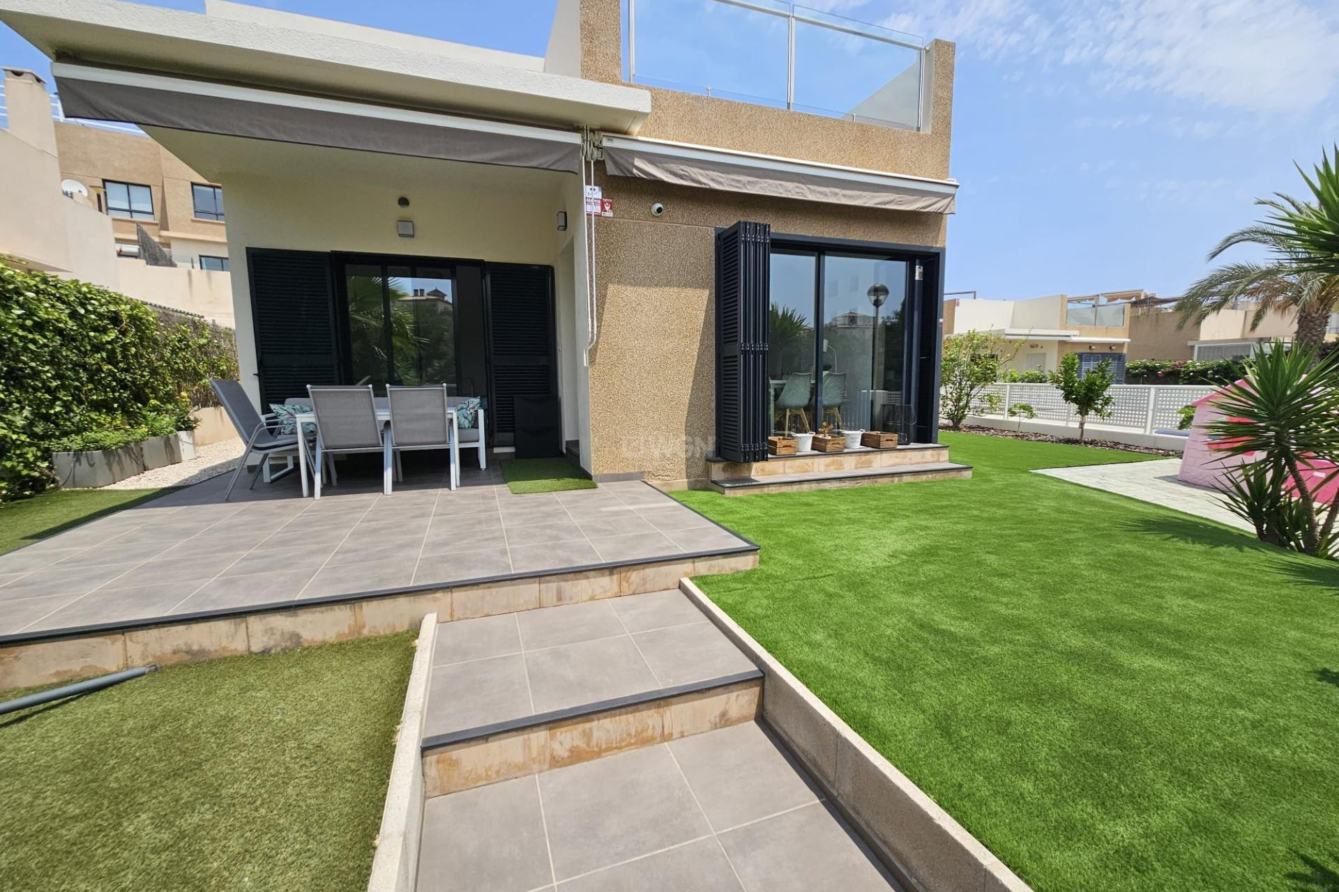 Odsprzedaż - Villa - Orihuela Costa - La Regia