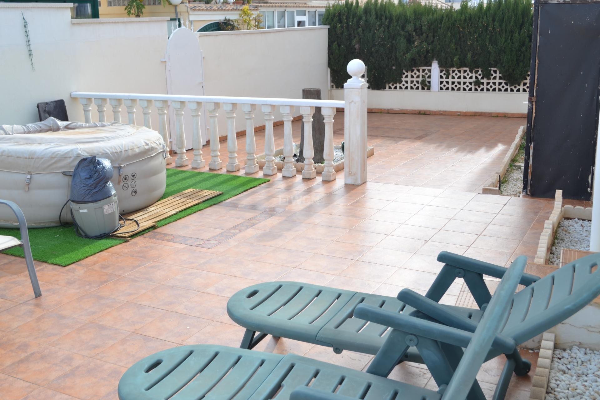 Odsprzedaż - Villa - Orihuela Costa - La Zenia