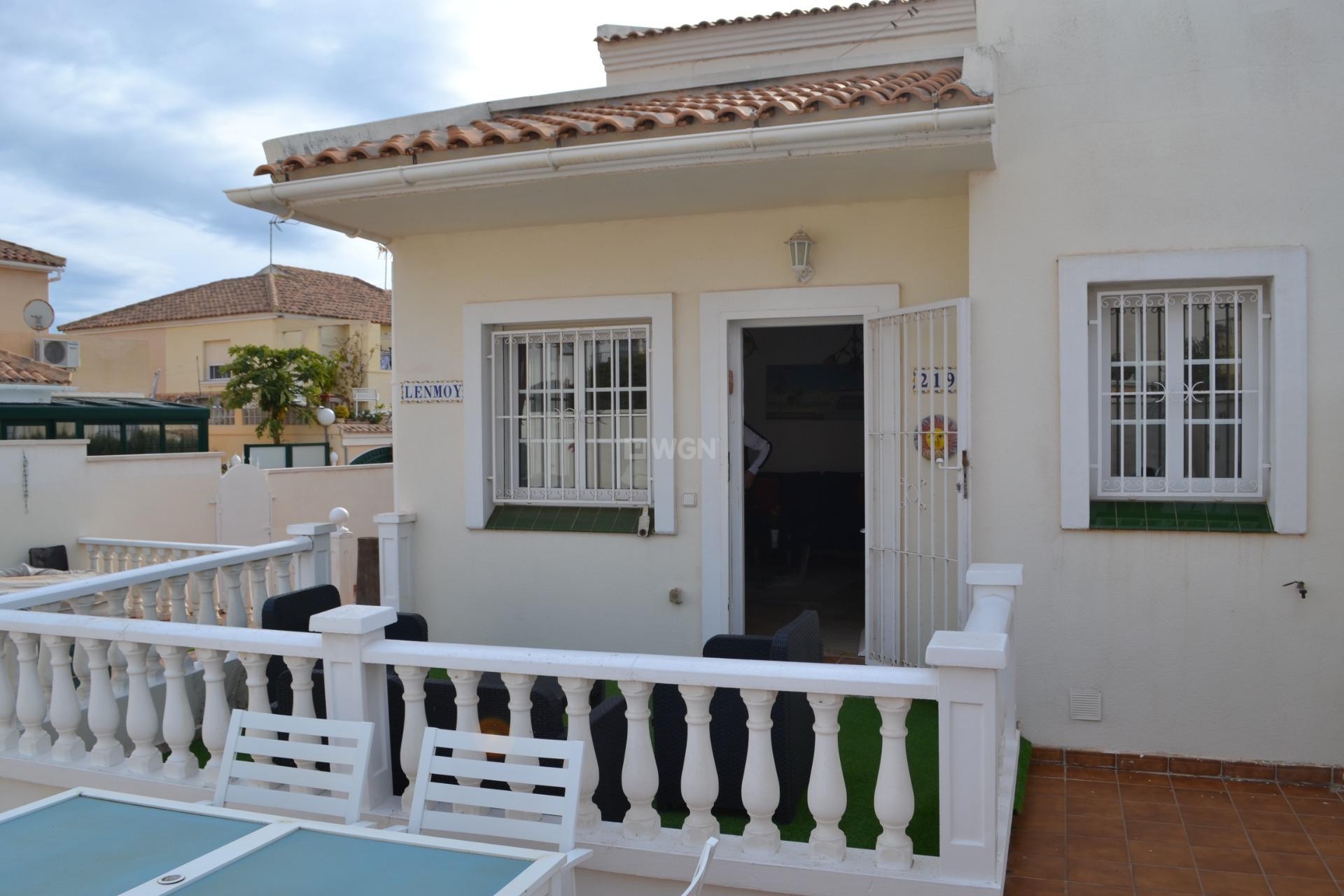 Odsprzedaż - Villa - Orihuela Costa - La Zenia