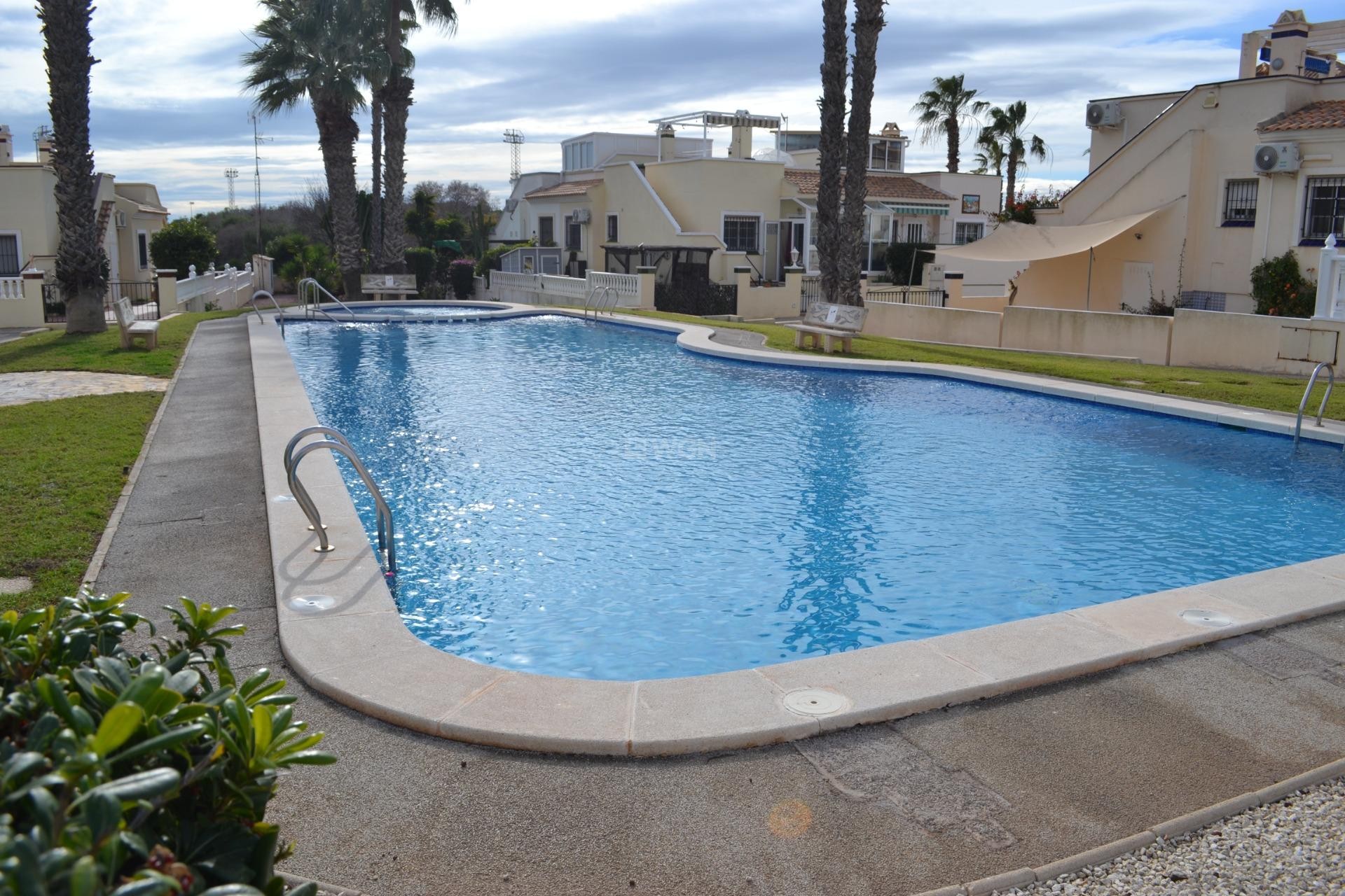 Odsprzedaż - Villa - Orihuela Costa - La Zenia