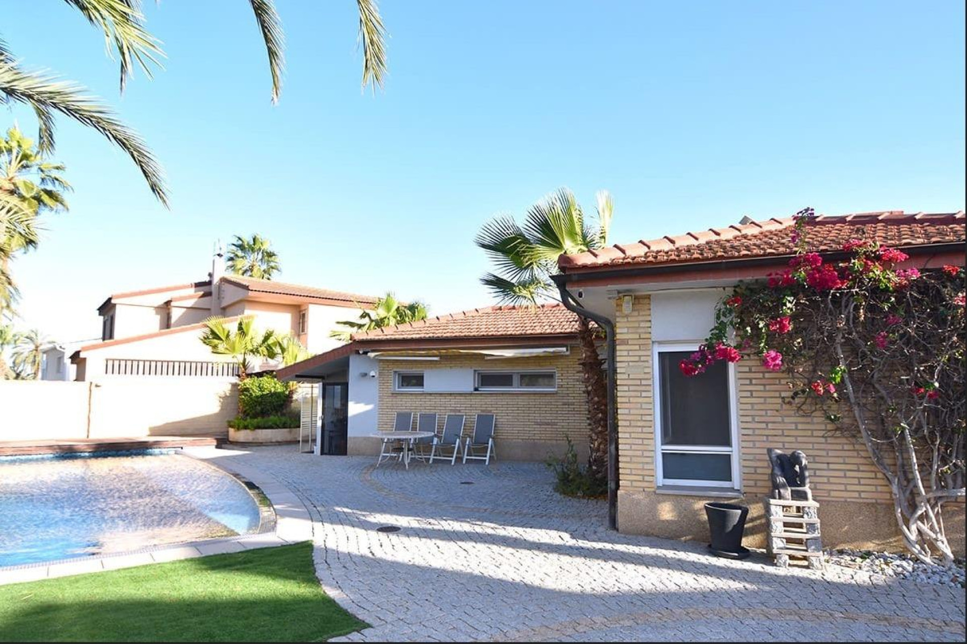 Odsprzedaż - Villa - Orihuela Costa - La Zenia