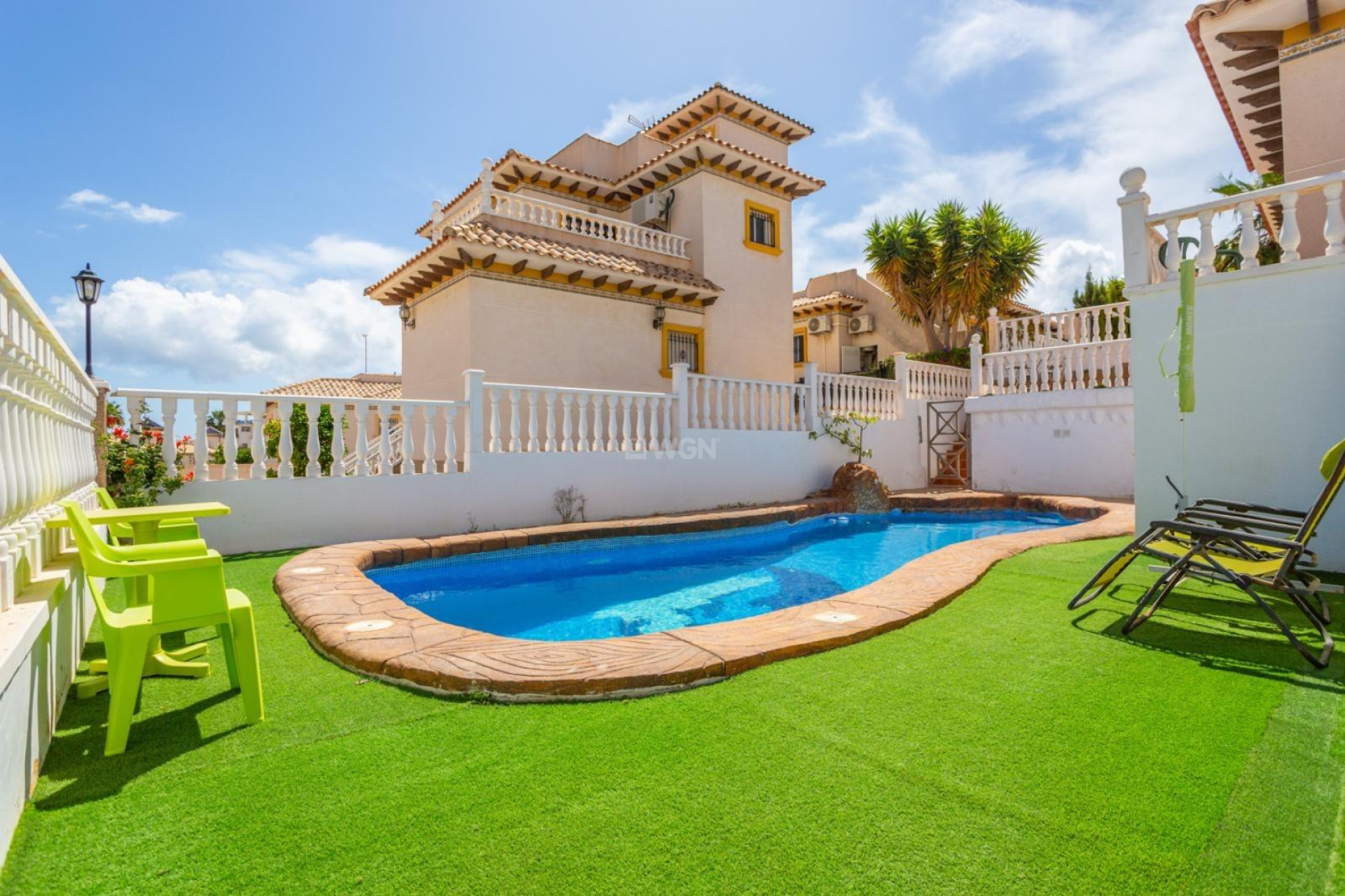 Odsprzedaż - Villa - Orihuela Costa - La Zenia