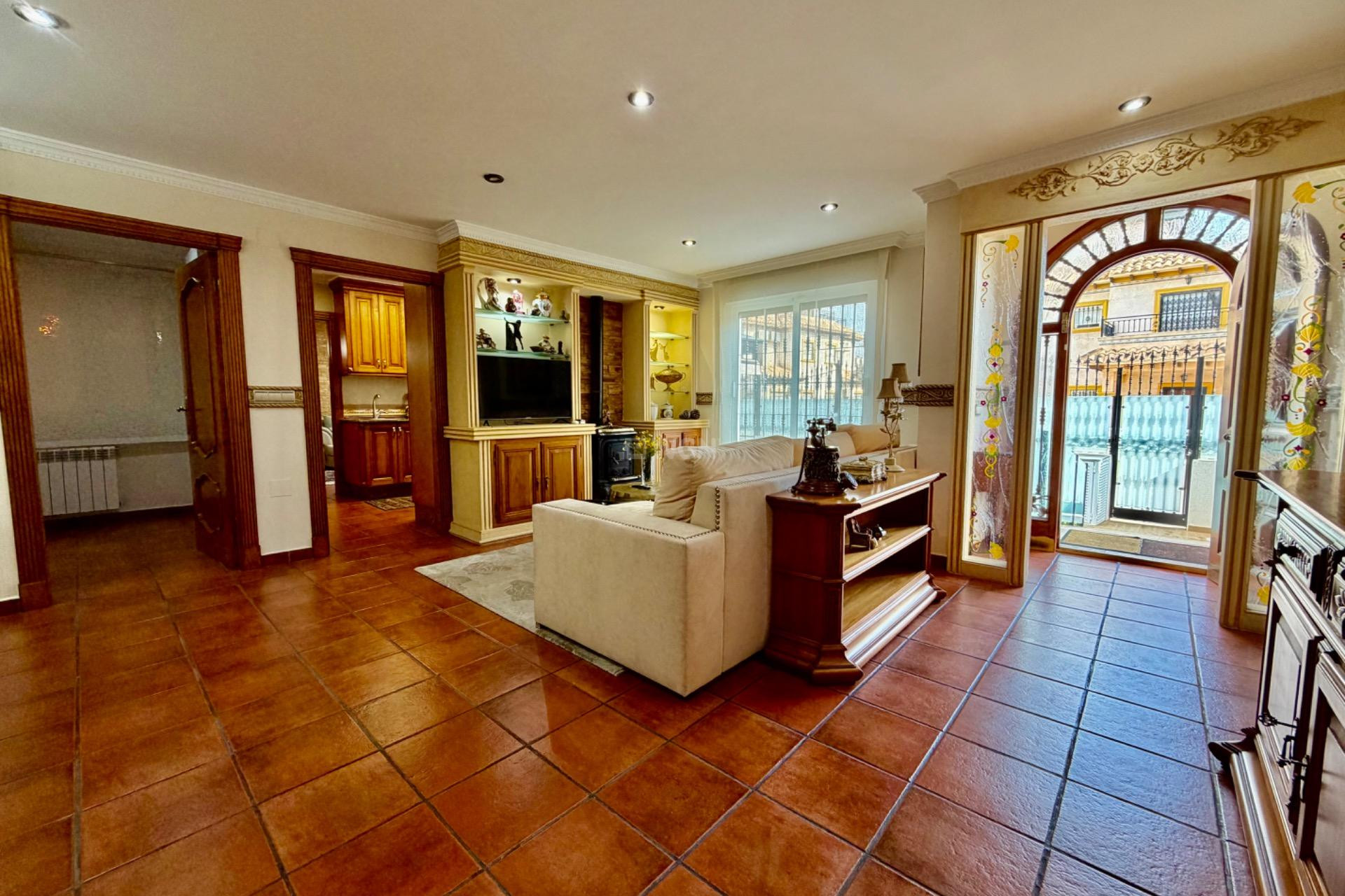 Odsprzedaż - Villa - Orihuela Costa - La Zenia