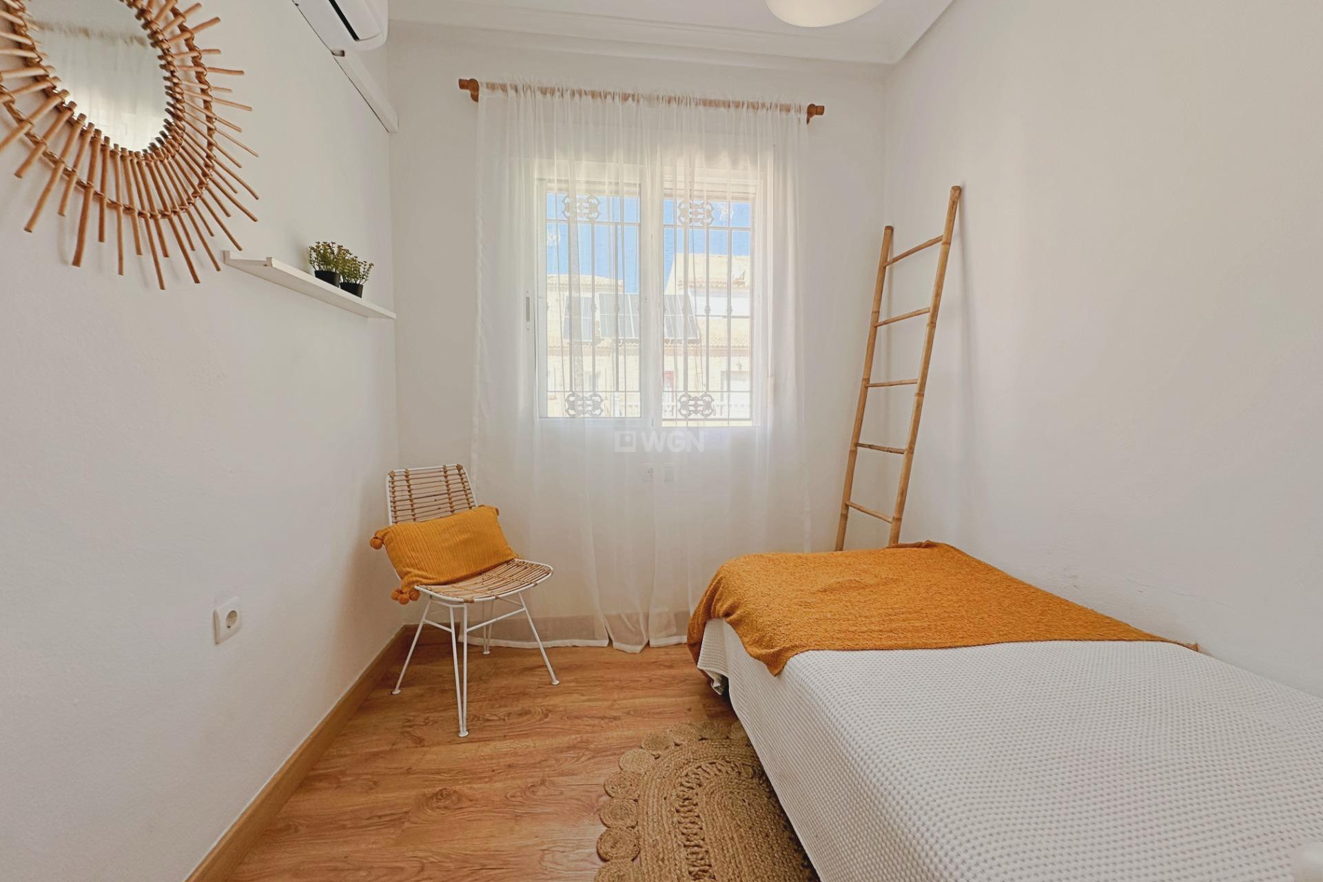 Odsprzedaż - Villa - Orihuela Costa - La Zenia