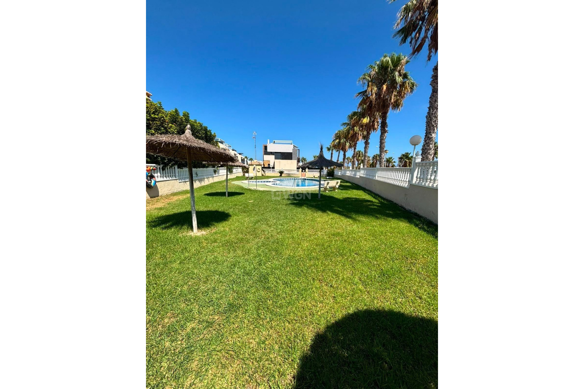 Odsprzedaż - Villa - Orihuela Costa - Lomas de Cabo Roig