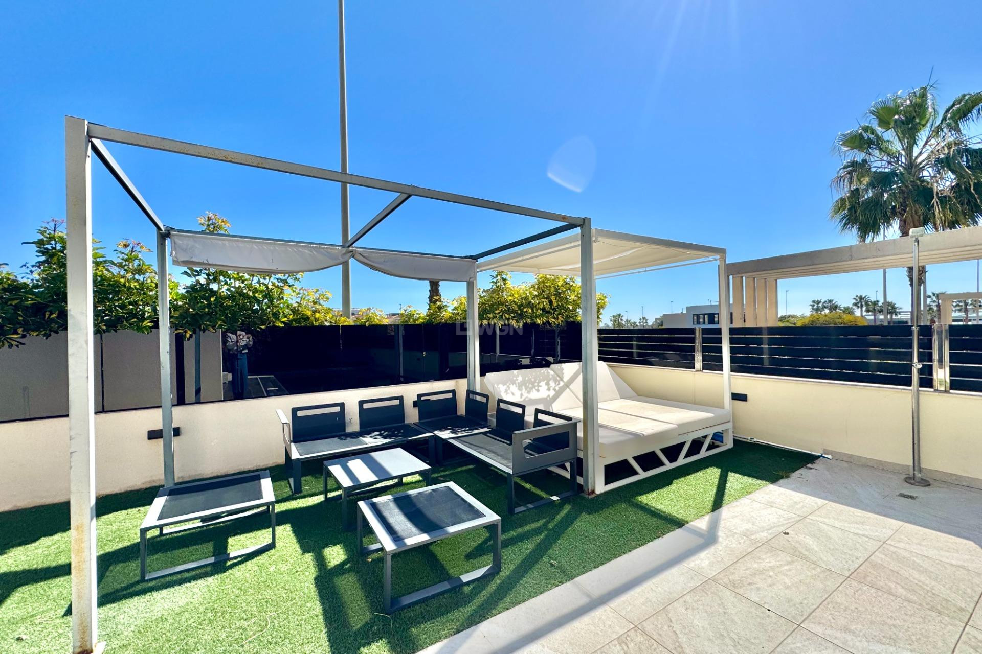 Odsprzedaż - Villa - Orihuela Costa - Lomas de Cabo Roig