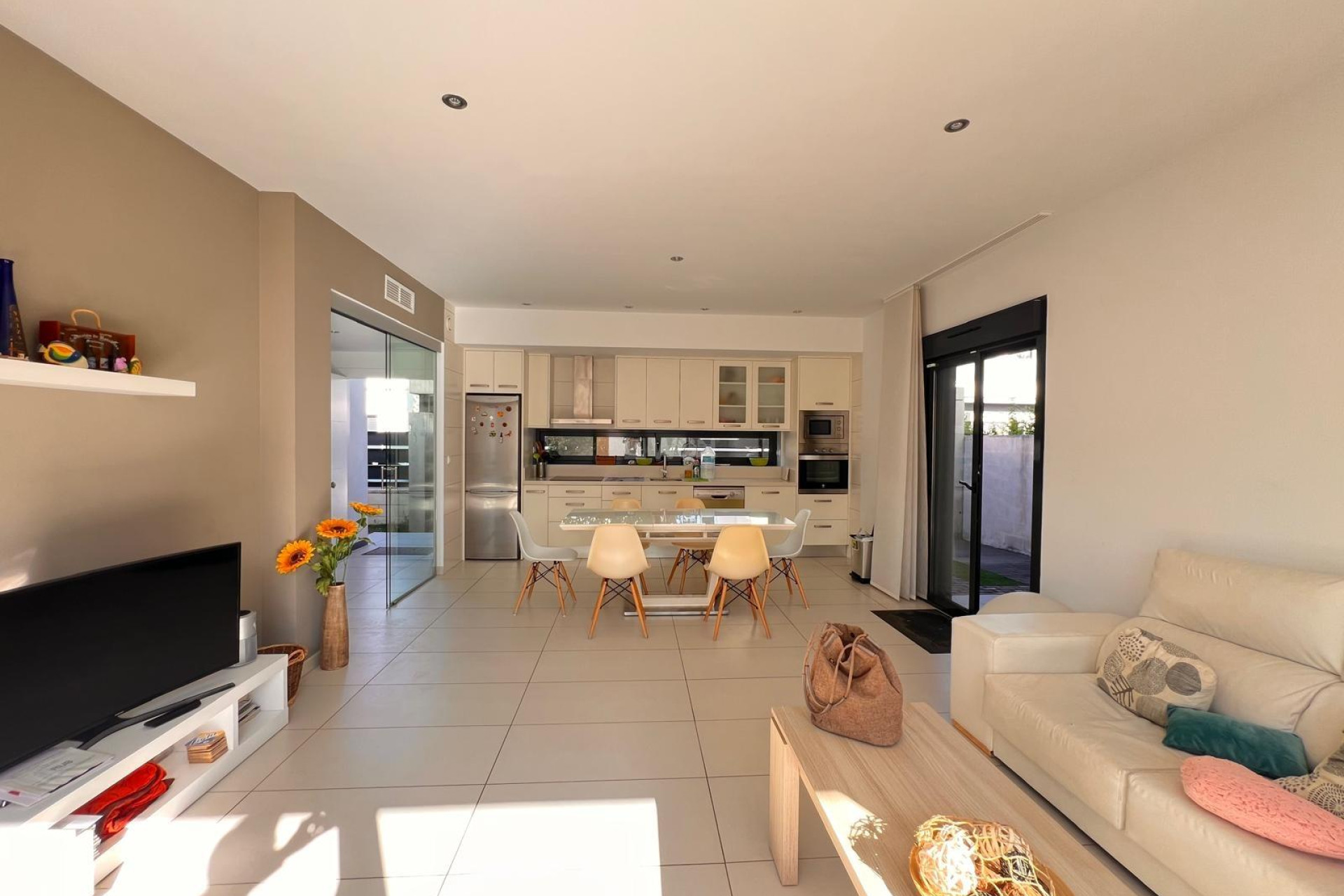 Odsprzedaż - Villa - Orihuela Costa - Lomas de Cabo Roig