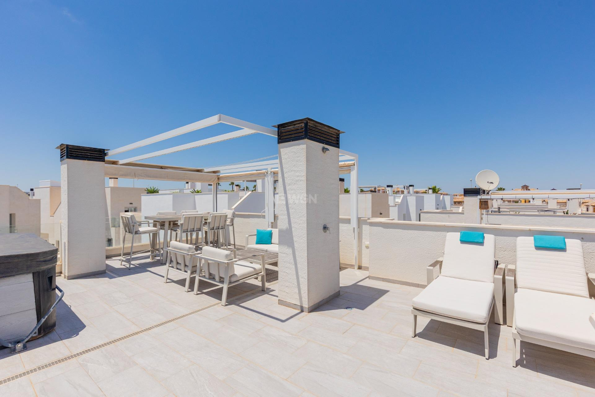 Odsprzedaż - Villa - Orihuela Costa - Lomas de Cabo Roig