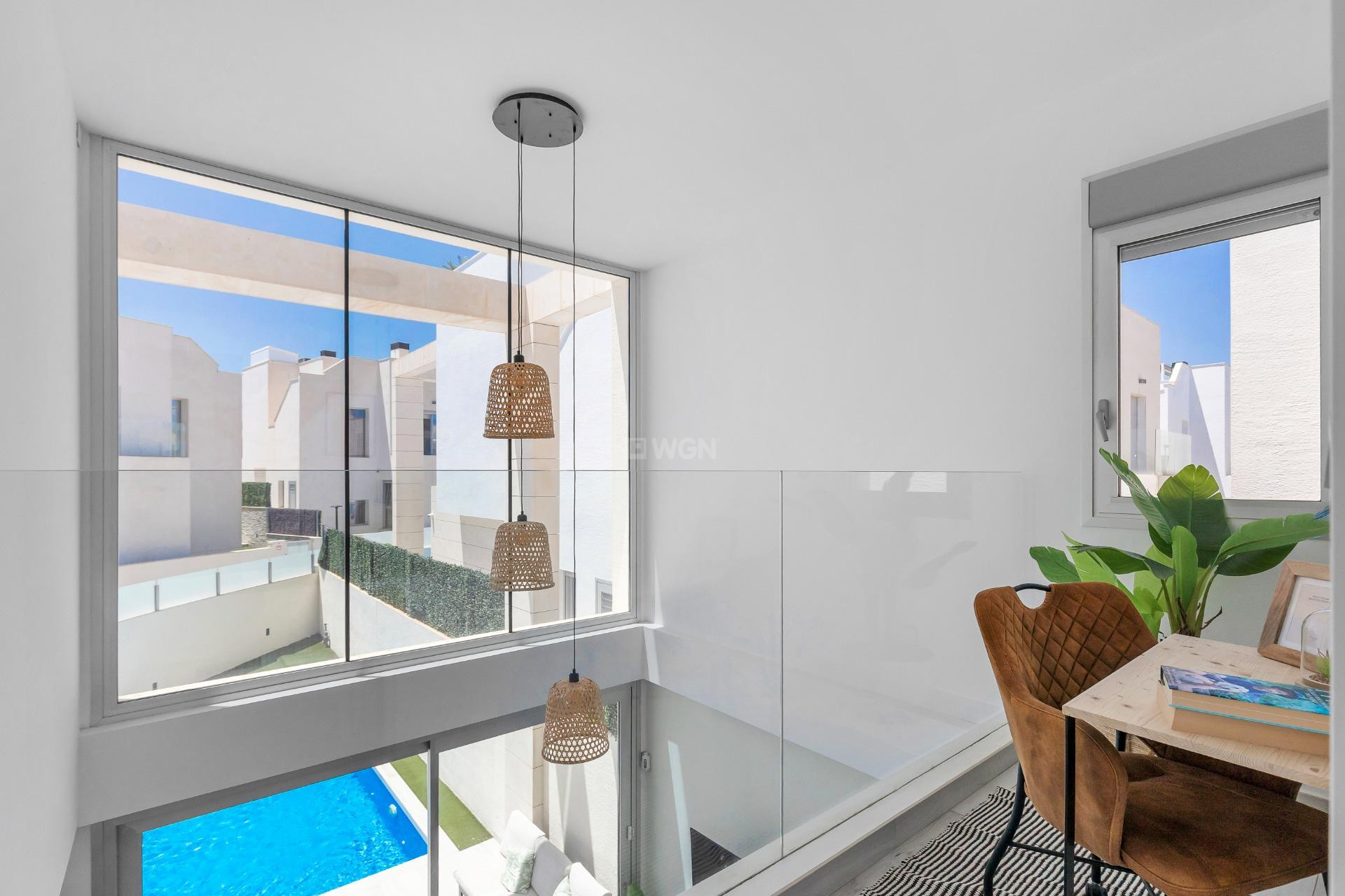 Odsprzedaż - Villa - Orihuela Costa - Lomas de Cabo Roig