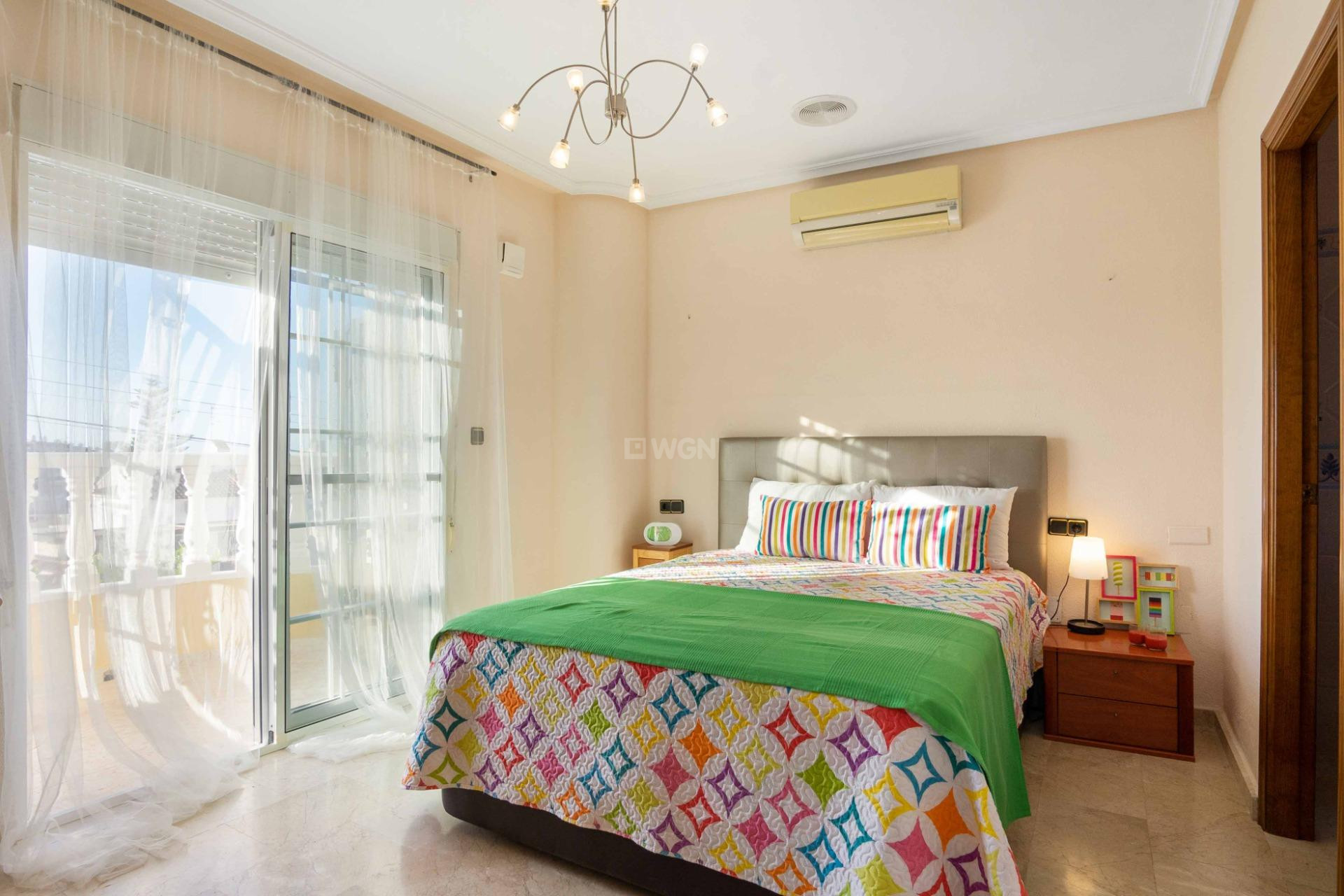 Odsprzedaż - Villa - Orihuela Costa - Los Almendros-la Florida