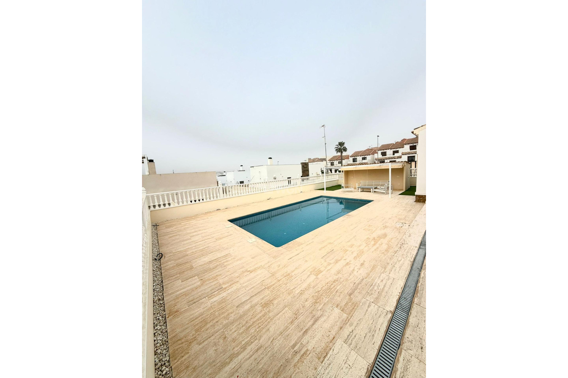 Odsprzedaż - Villa - Orihuela Costa - PAU 8