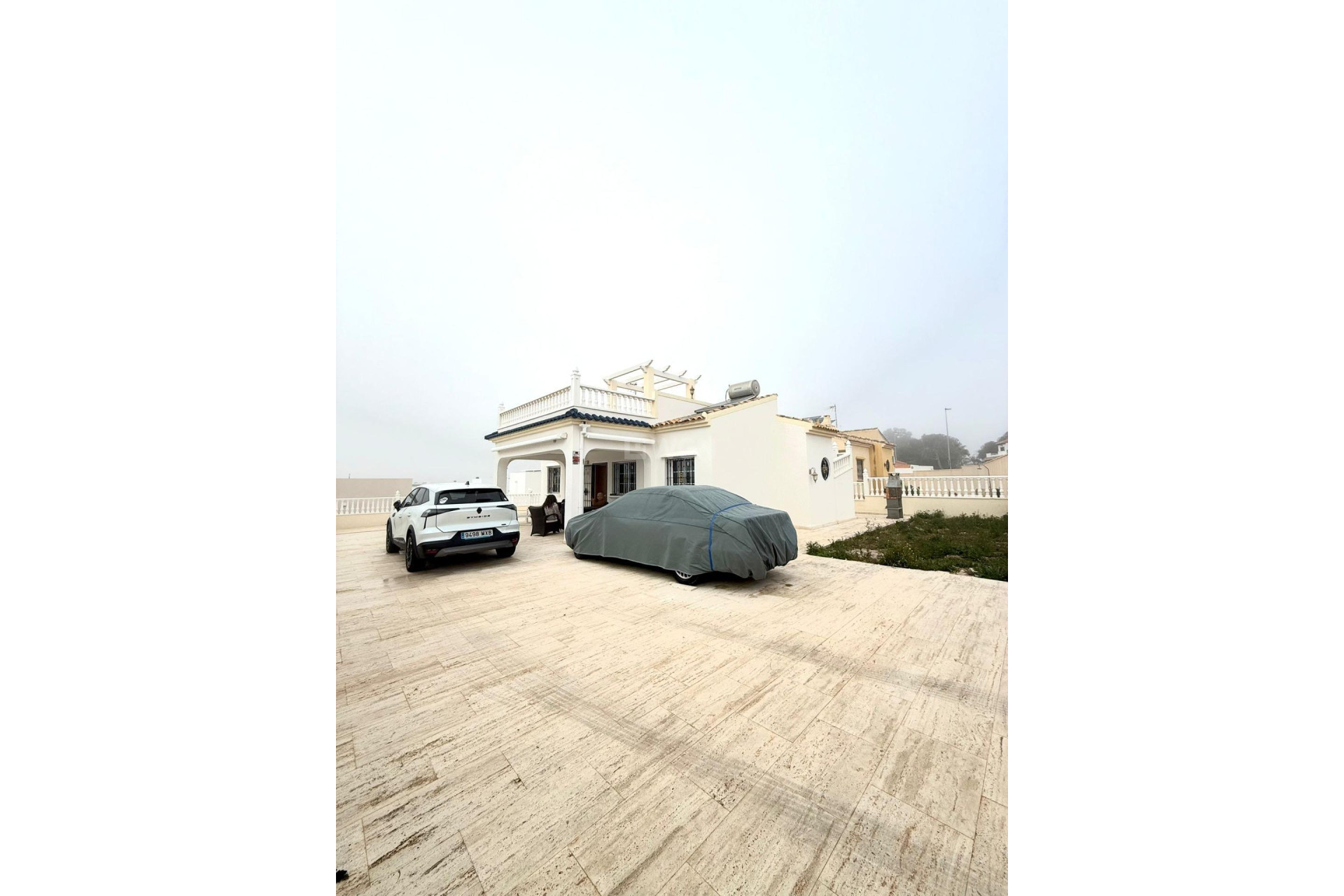 Odsprzedaż - Villa - Orihuela Costa - PAU 8