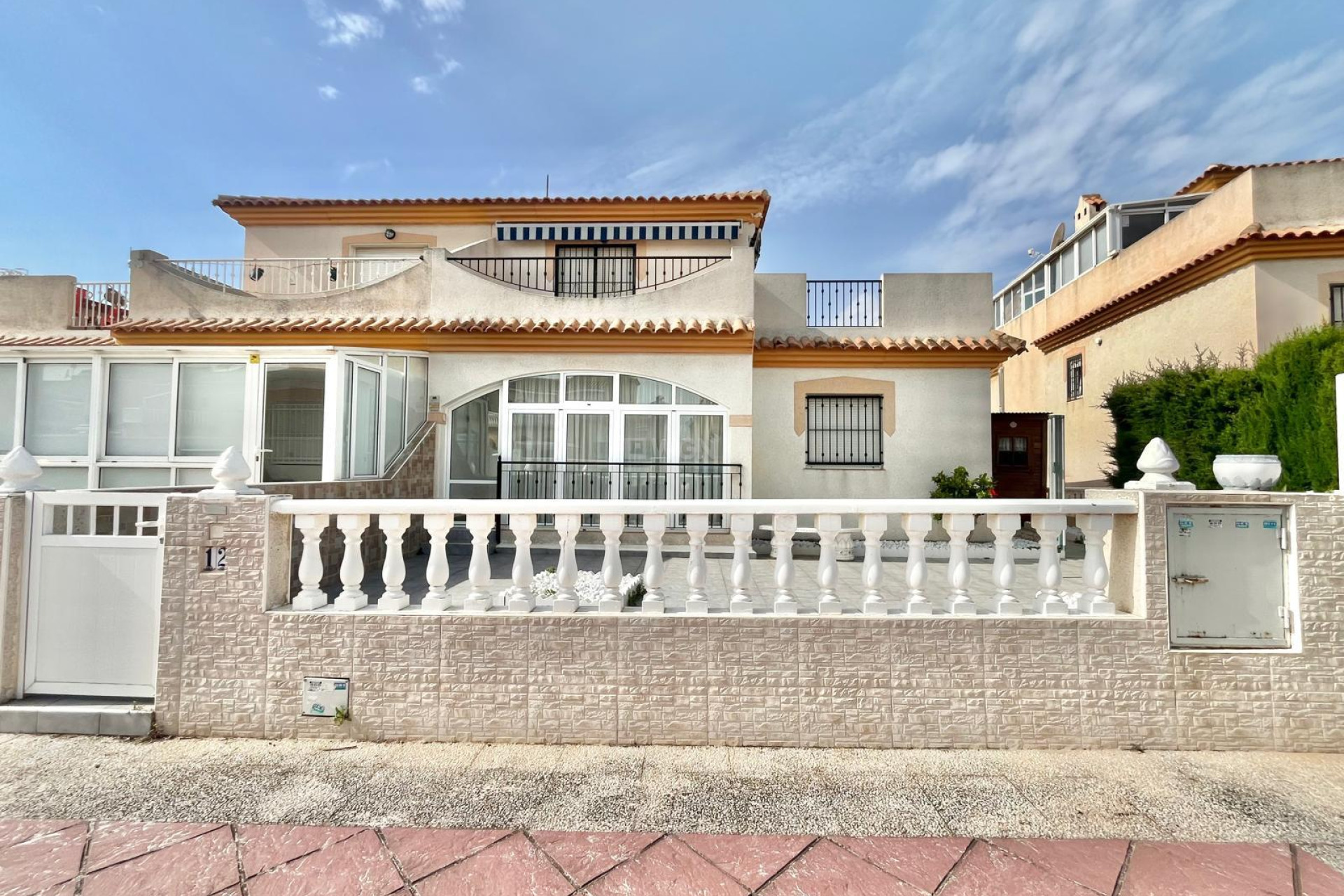 Odsprzedaż - Villa - Orihuela Costa - Playa Flamenca