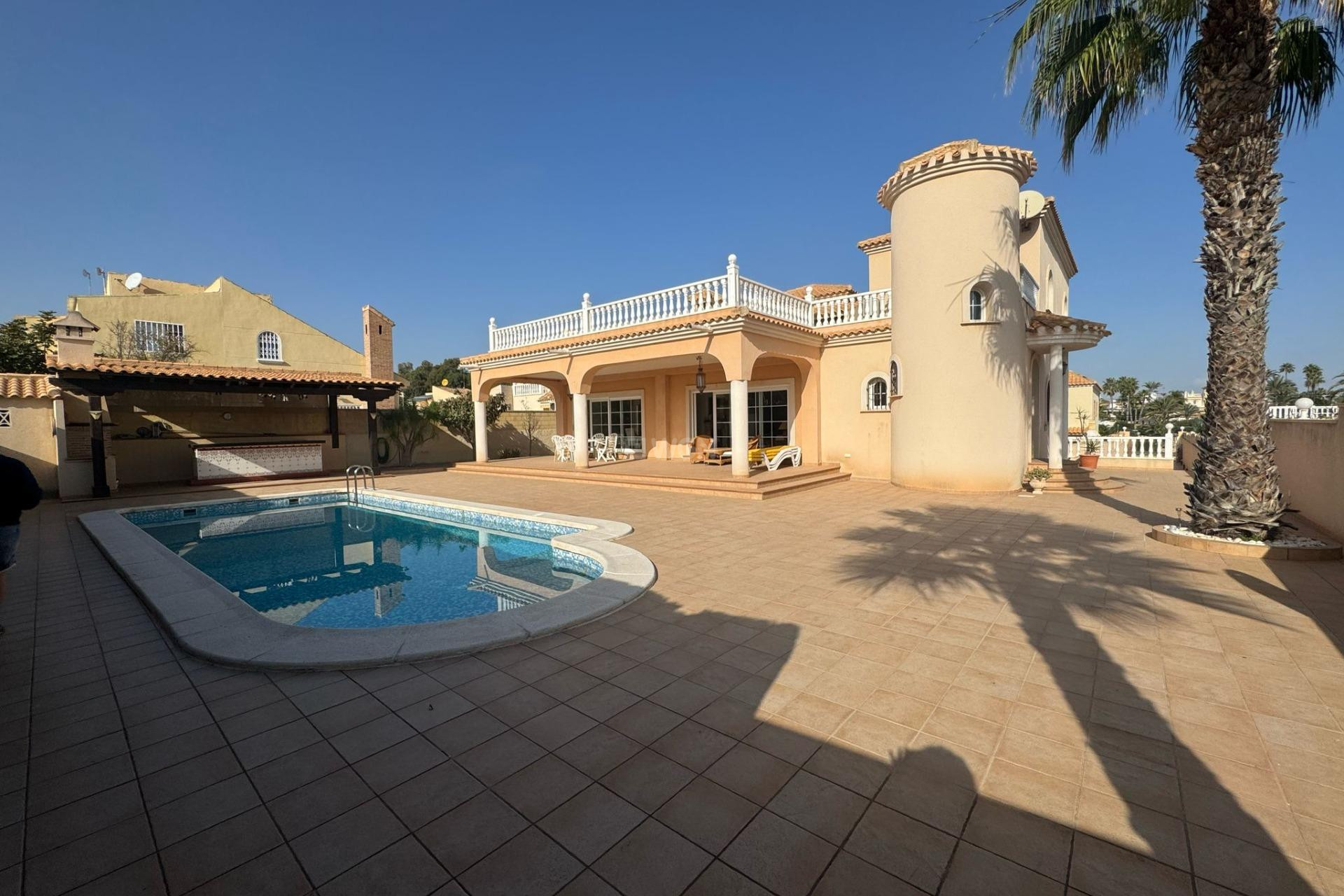 Odsprzedaż - Villa - Orihuela Costa - Playa Flamenca