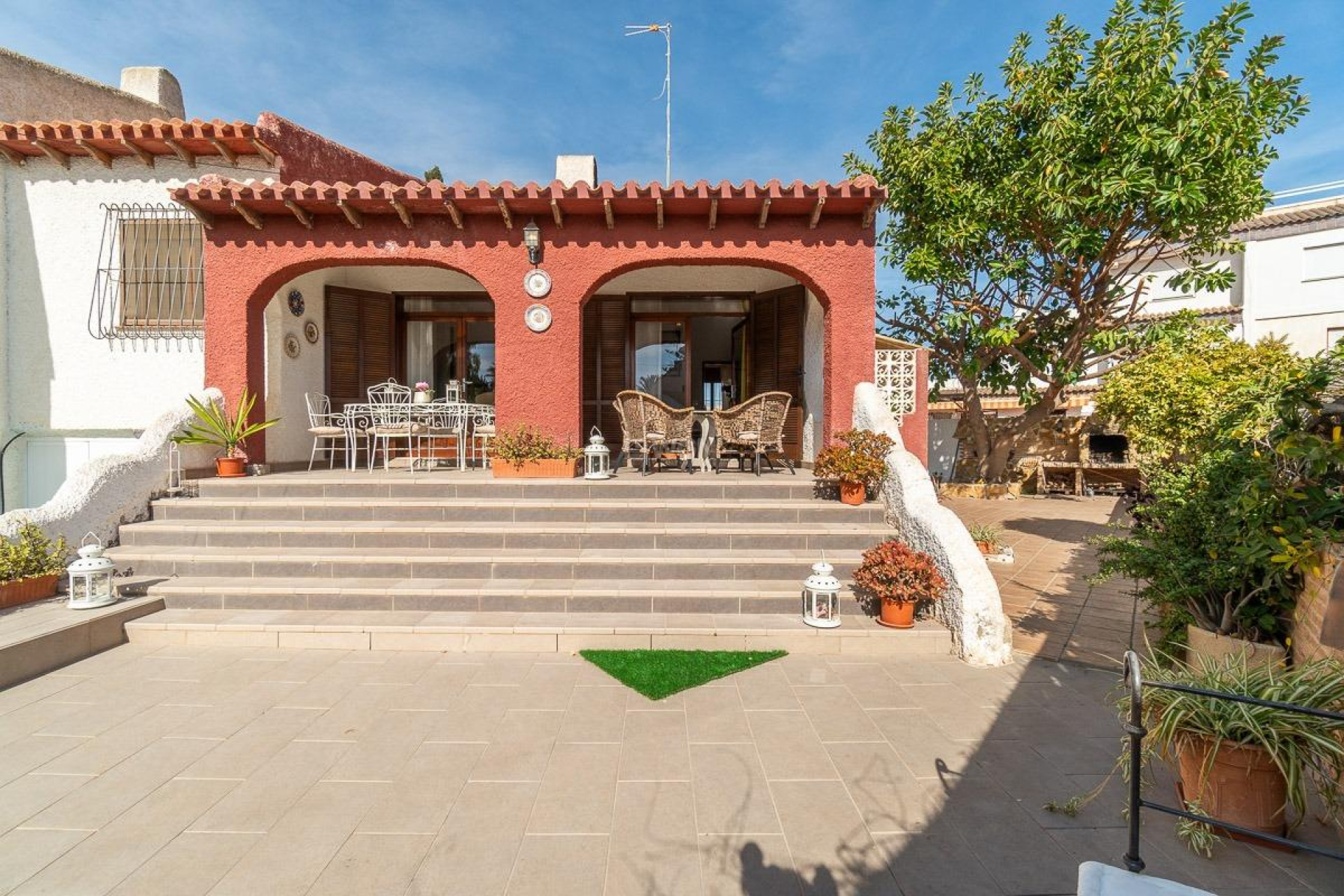 Odsprzedaż - Villa - Orihuela Costa - Punta Prima