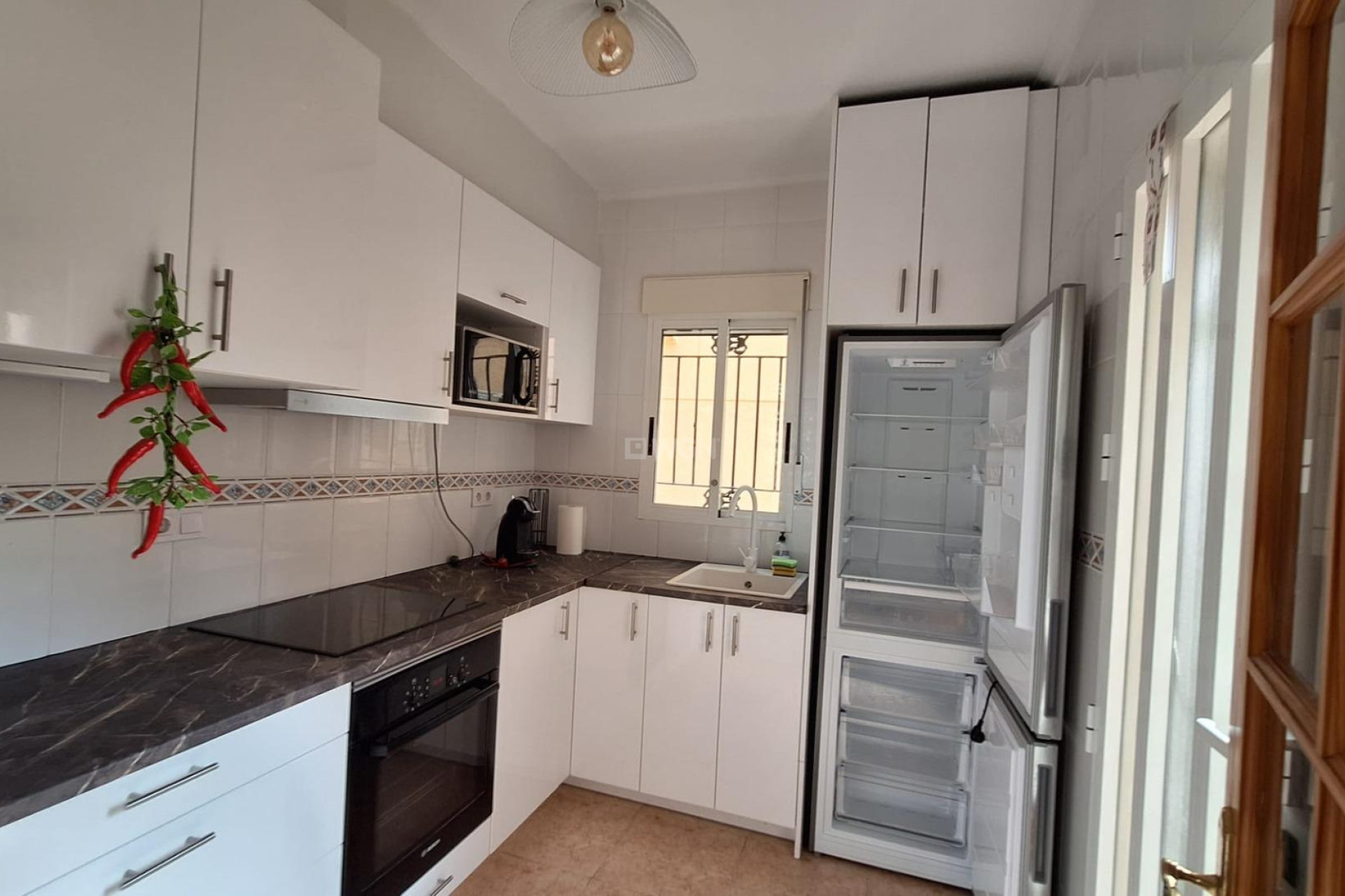 Odsprzedaż - Villa - Orihuela Costa - Villamartín-las Filipinas