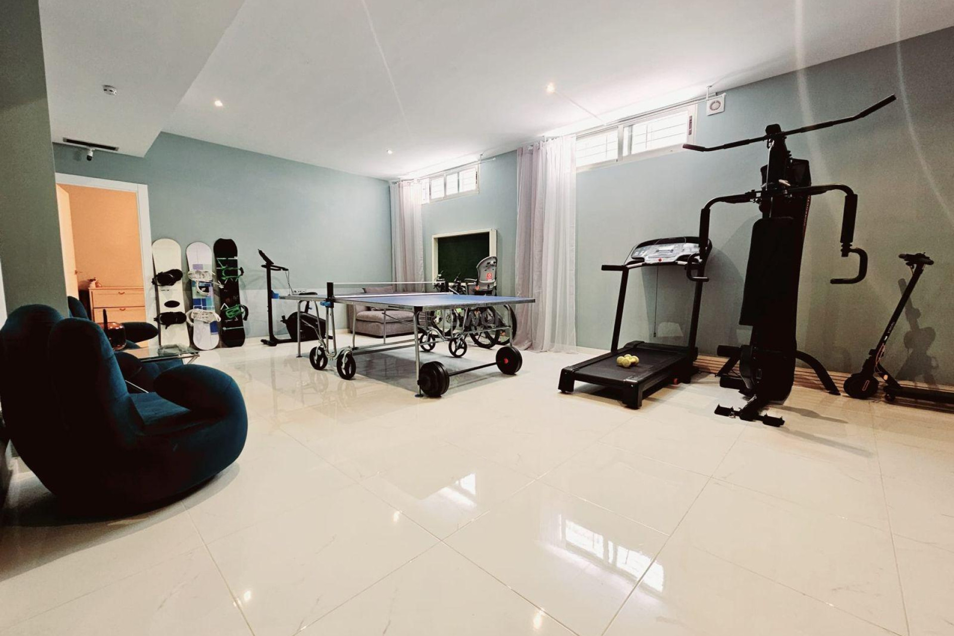 Odsprzedaż - Villa - Orihuela Costa - Villamartín-las Filipinas