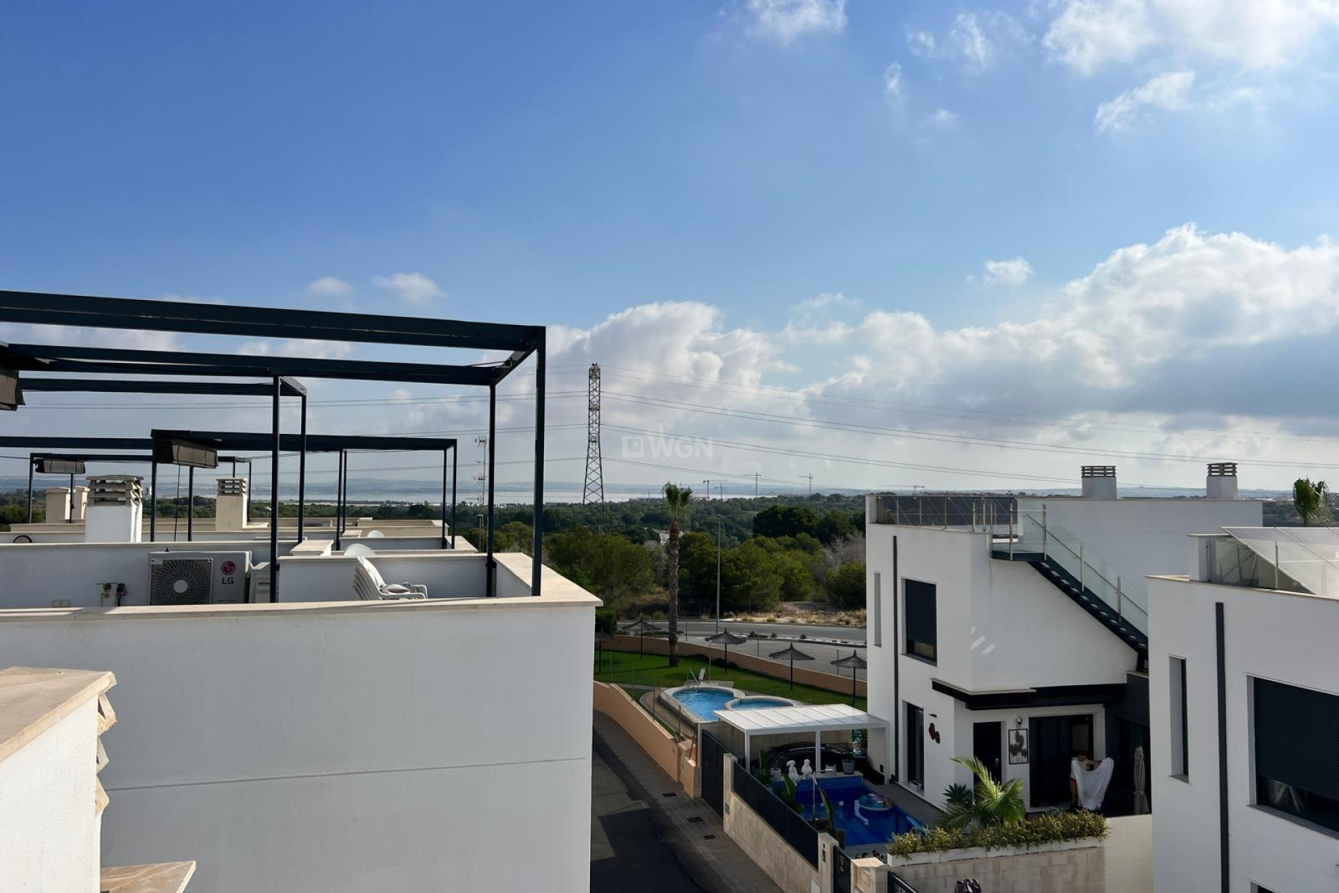 Odsprzedaż - Villa - Orihuela Costa - Villamartín-las Filipinas