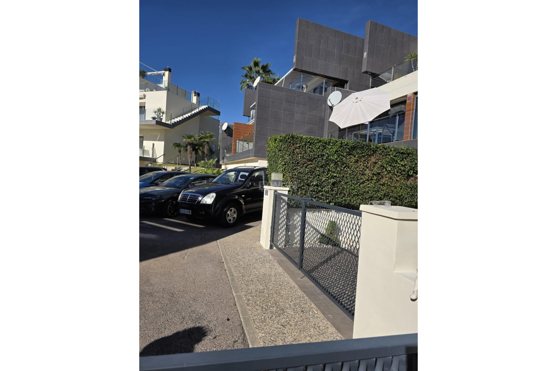 Odsprzedaż - Villa - Orihuela Costa - Villamartín