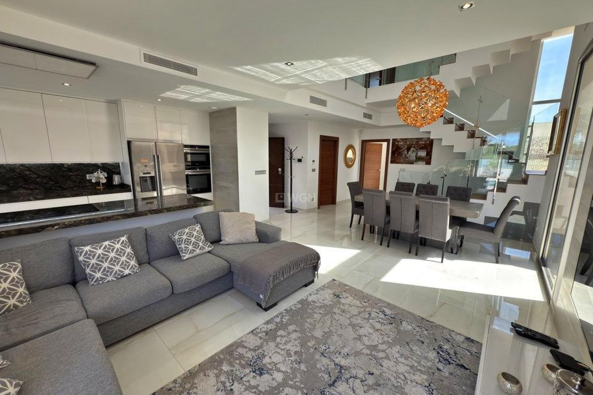 Odsprzedaż - Villa - Orihuela Costa - Villamartín