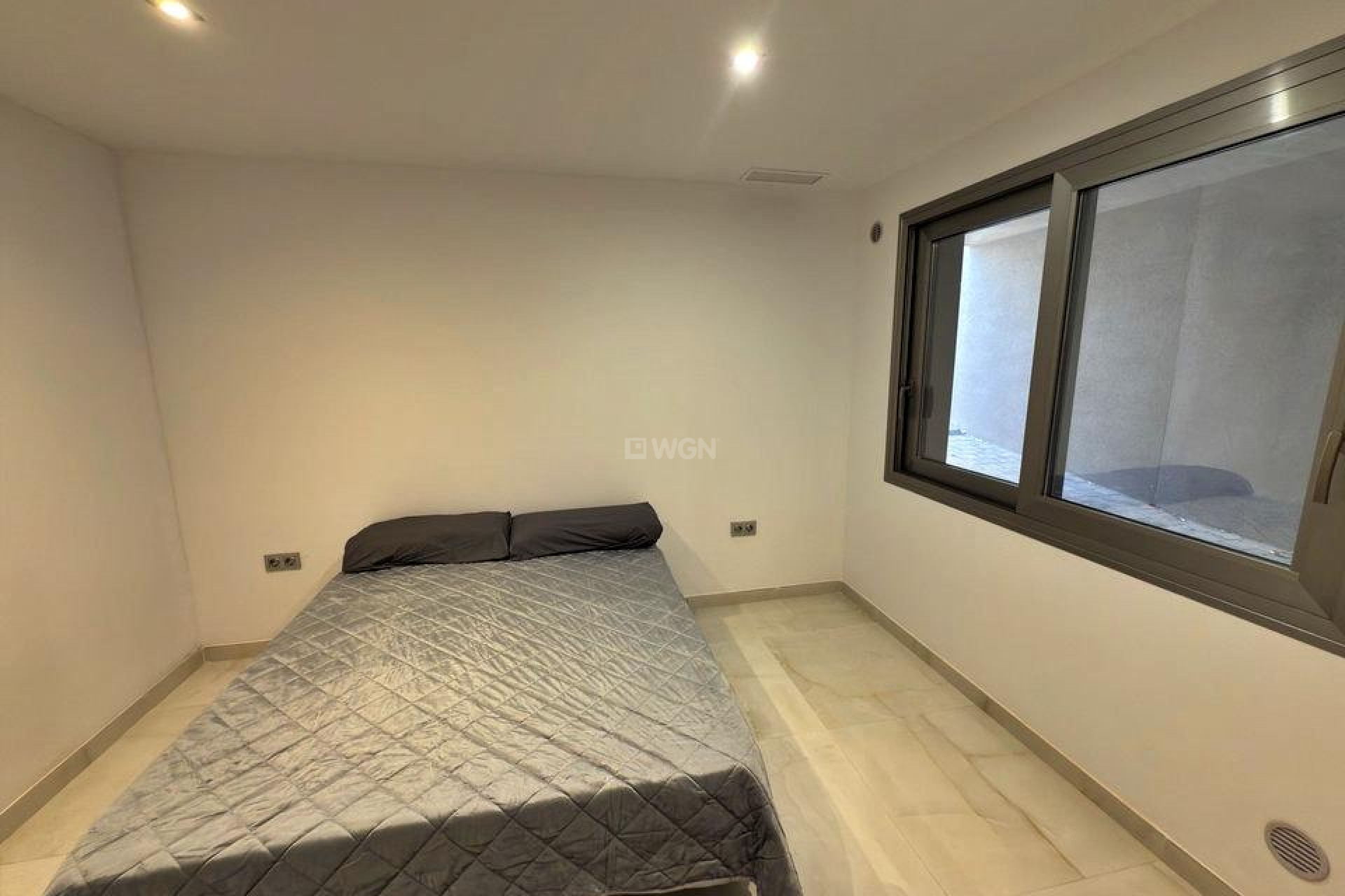 Odsprzedaż - Villa - Orihuela Costa - Villamartín