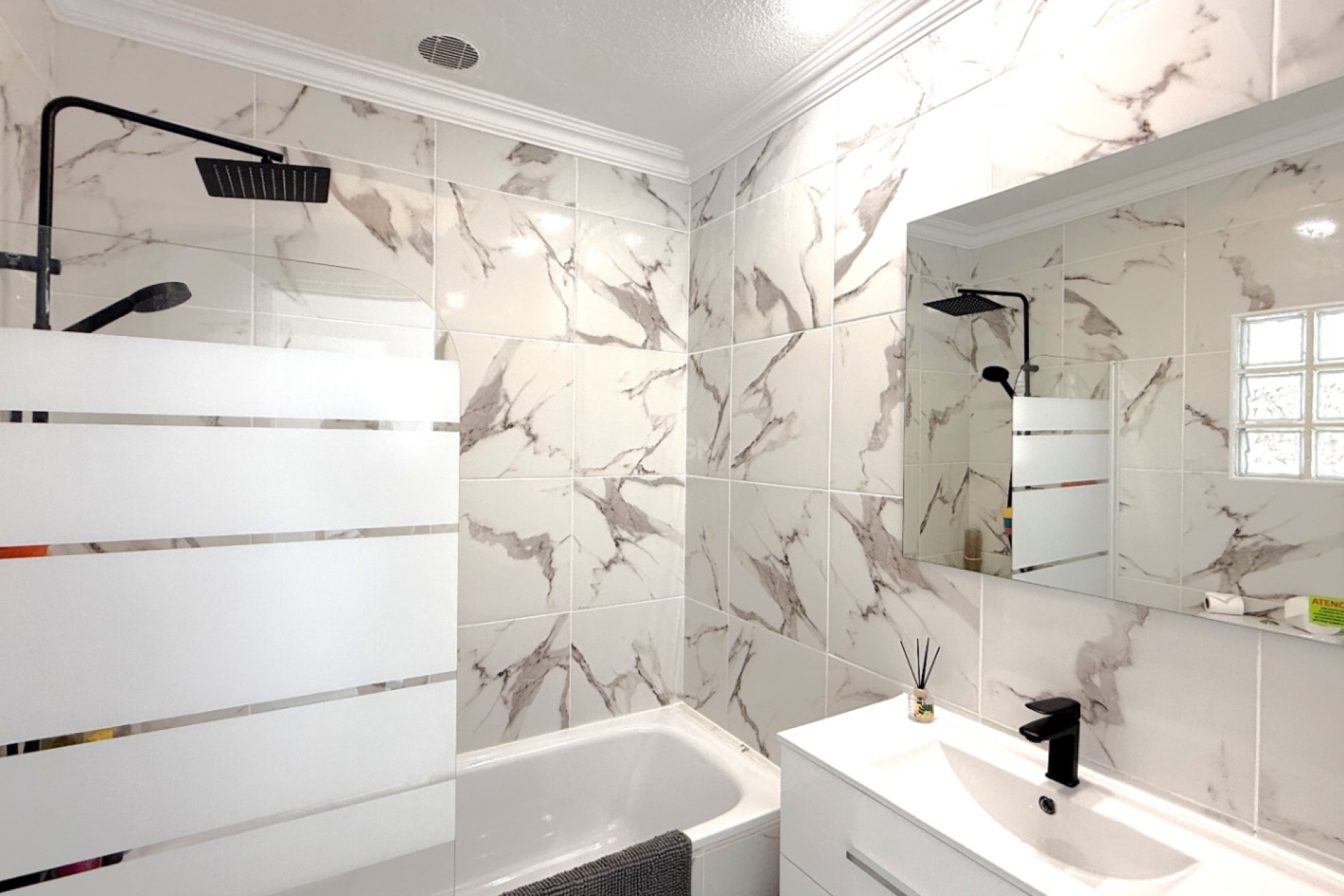 Odsprzedaż - Villa - Orihuela - Inland