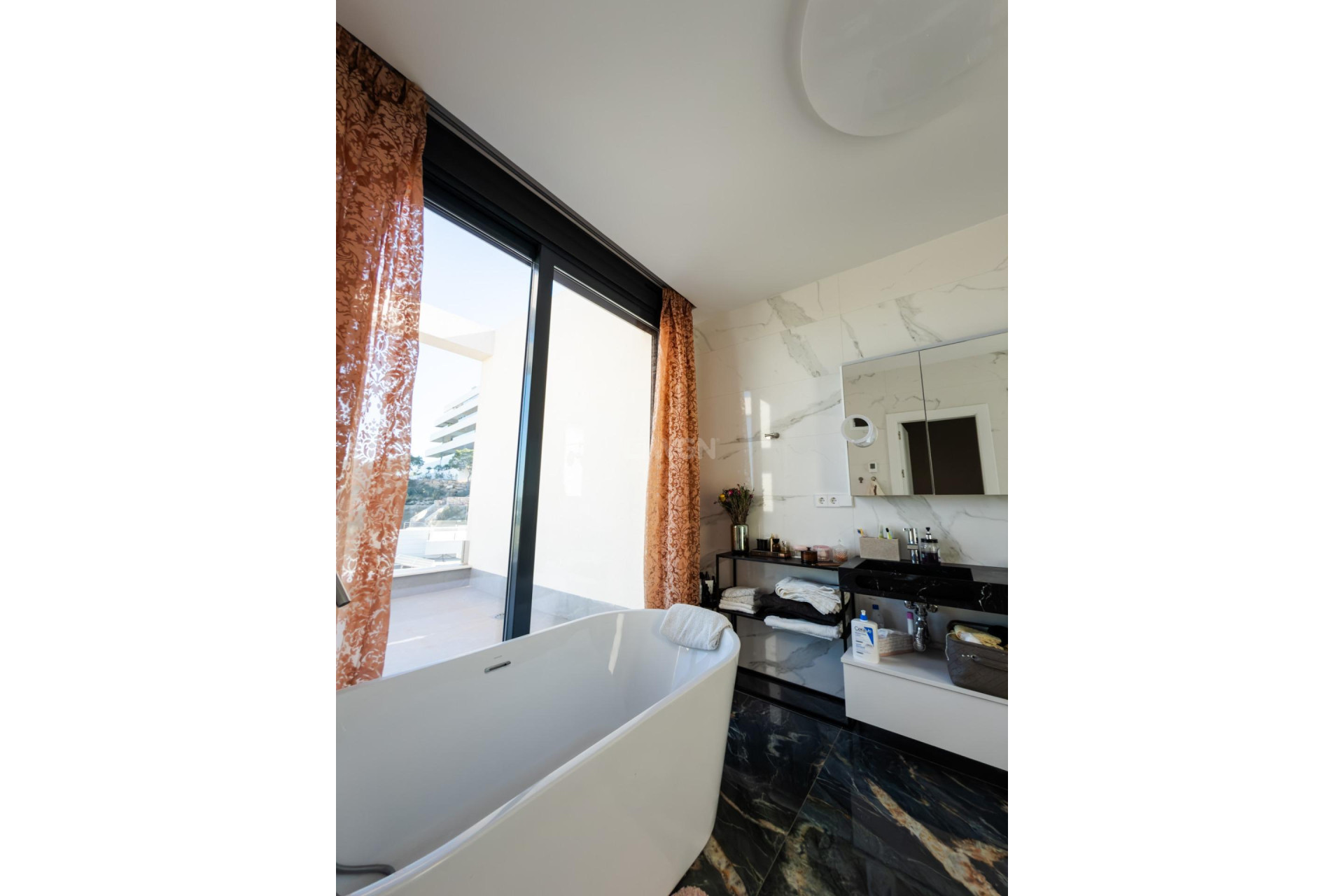 Odsprzedaż - Villa - Orihuela - Las Colinas Golf