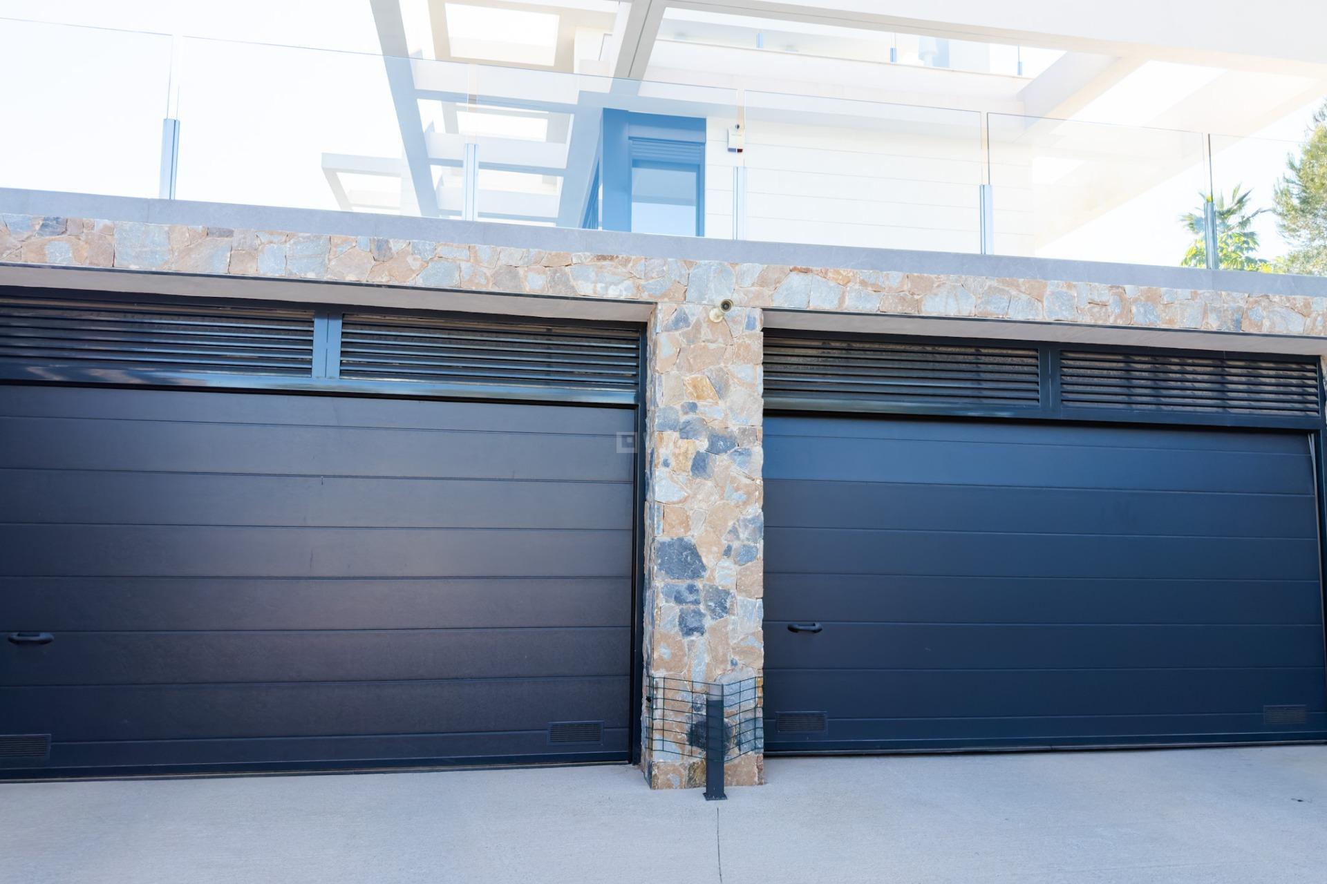 Odsprzedaż - Villa - Orihuela - Las Colinas Golf