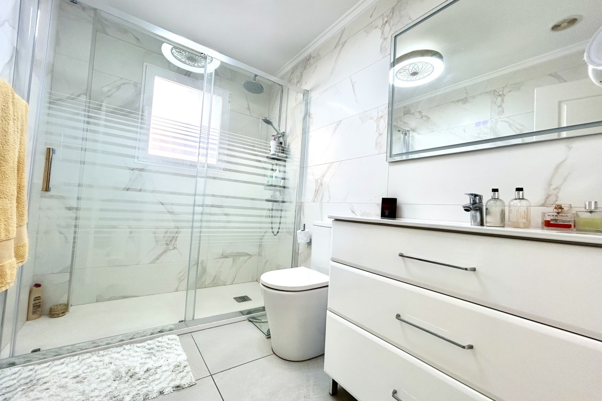 Odsprzedaż - Villa - Pinar de Campoverde - Inland