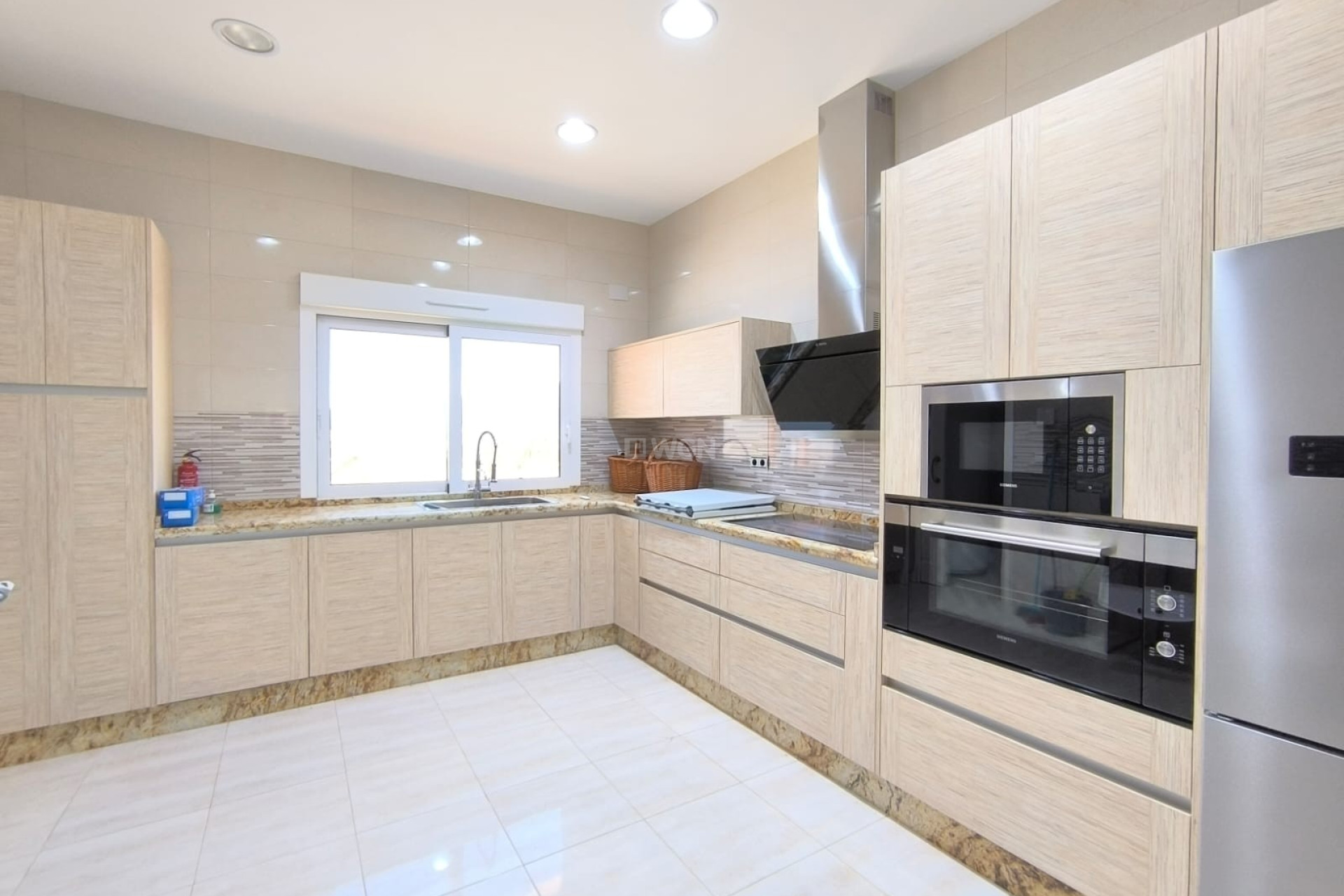 Odsprzedaż - Villa - Pinoso - Inland