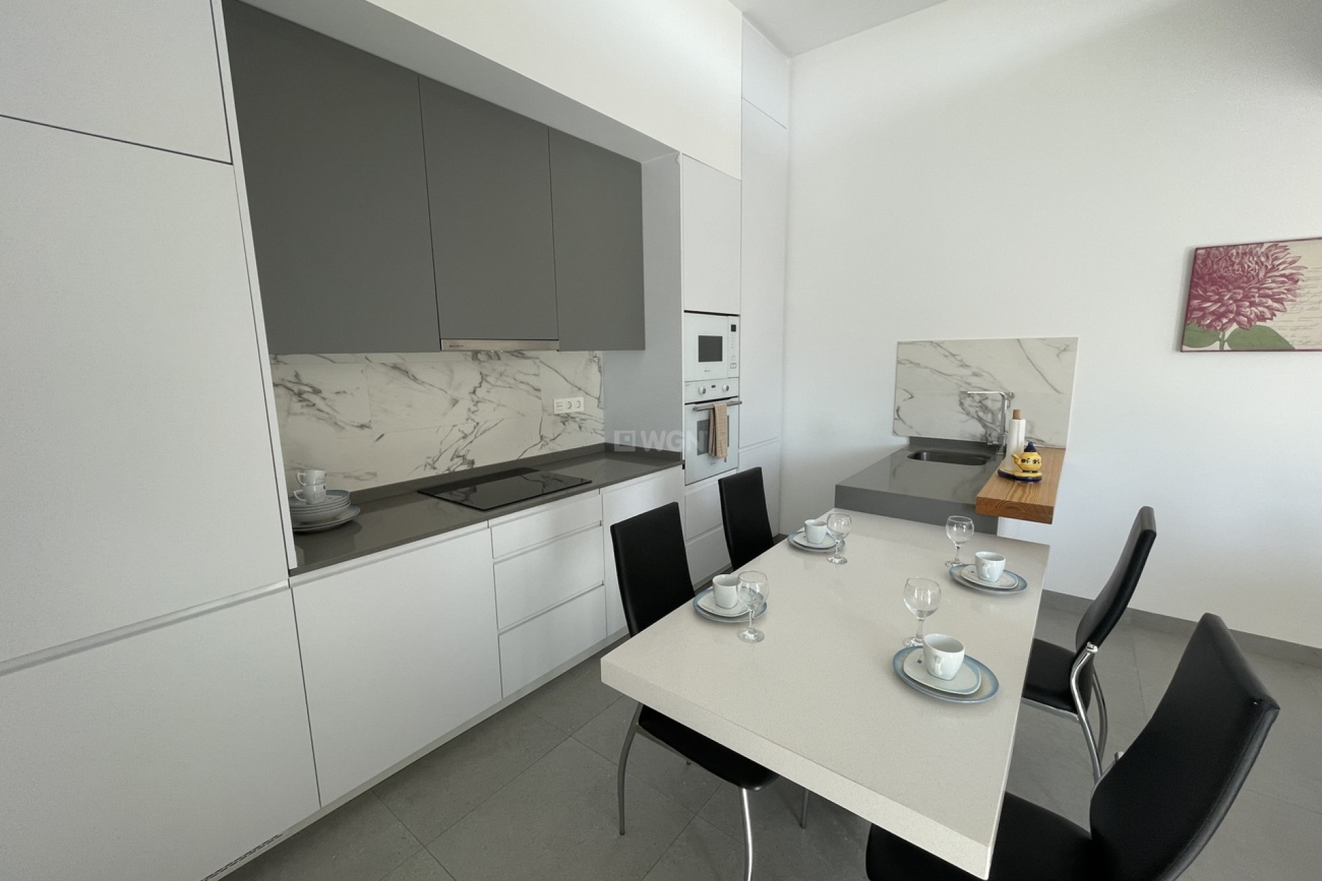 Odsprzedaż - Villa - Roldan