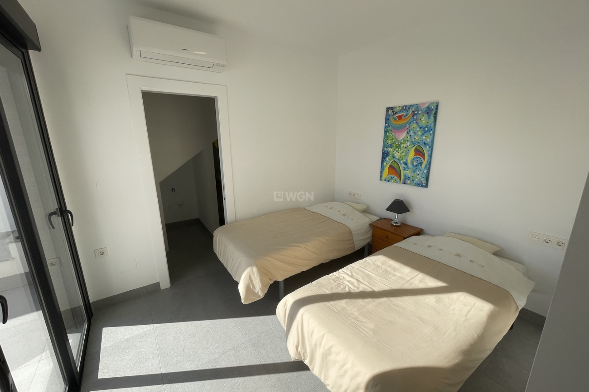 Odsprzedaż - Villa - Roldan