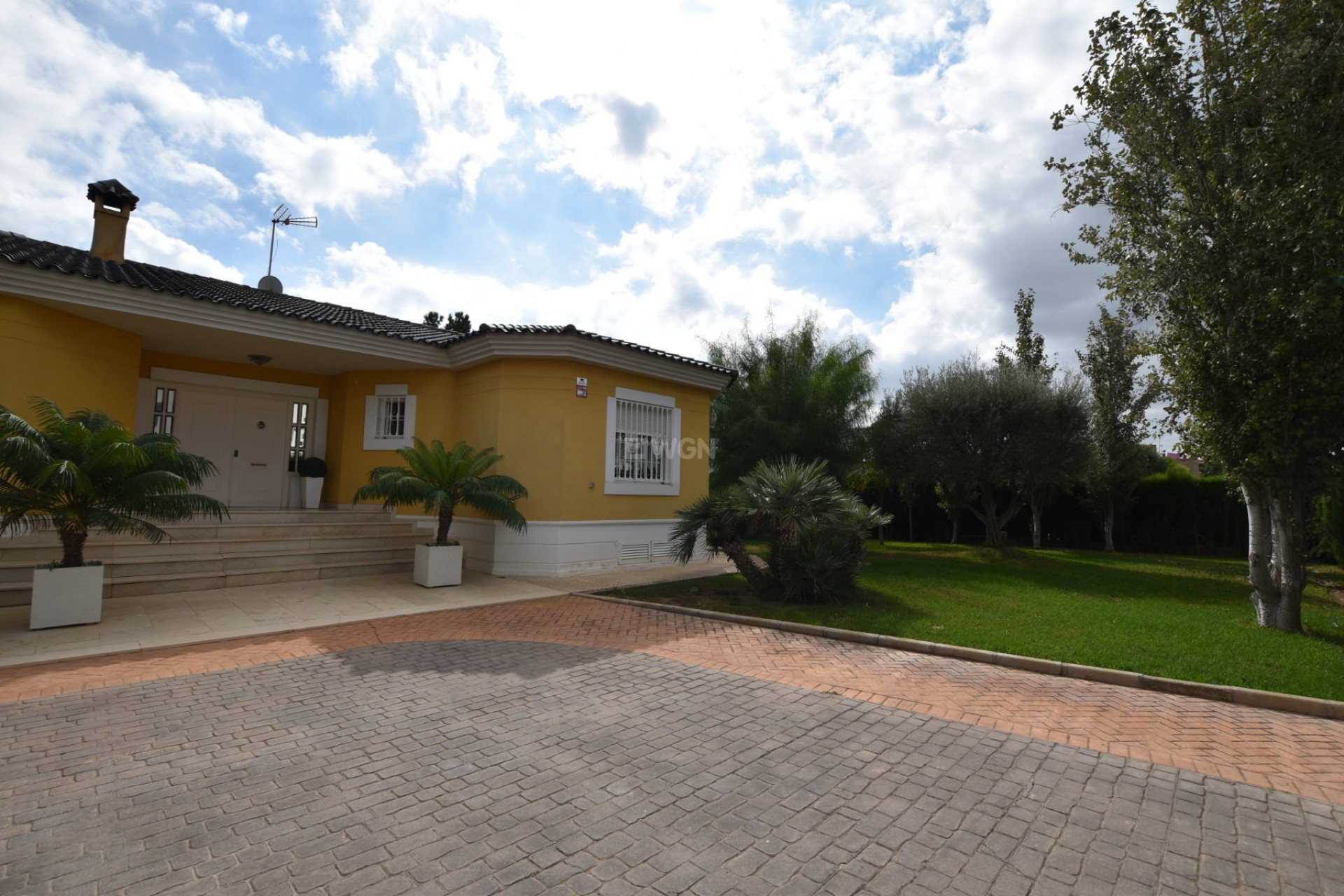 Odsprzedaż - Villa - San Fulgencio - Costa Blanca