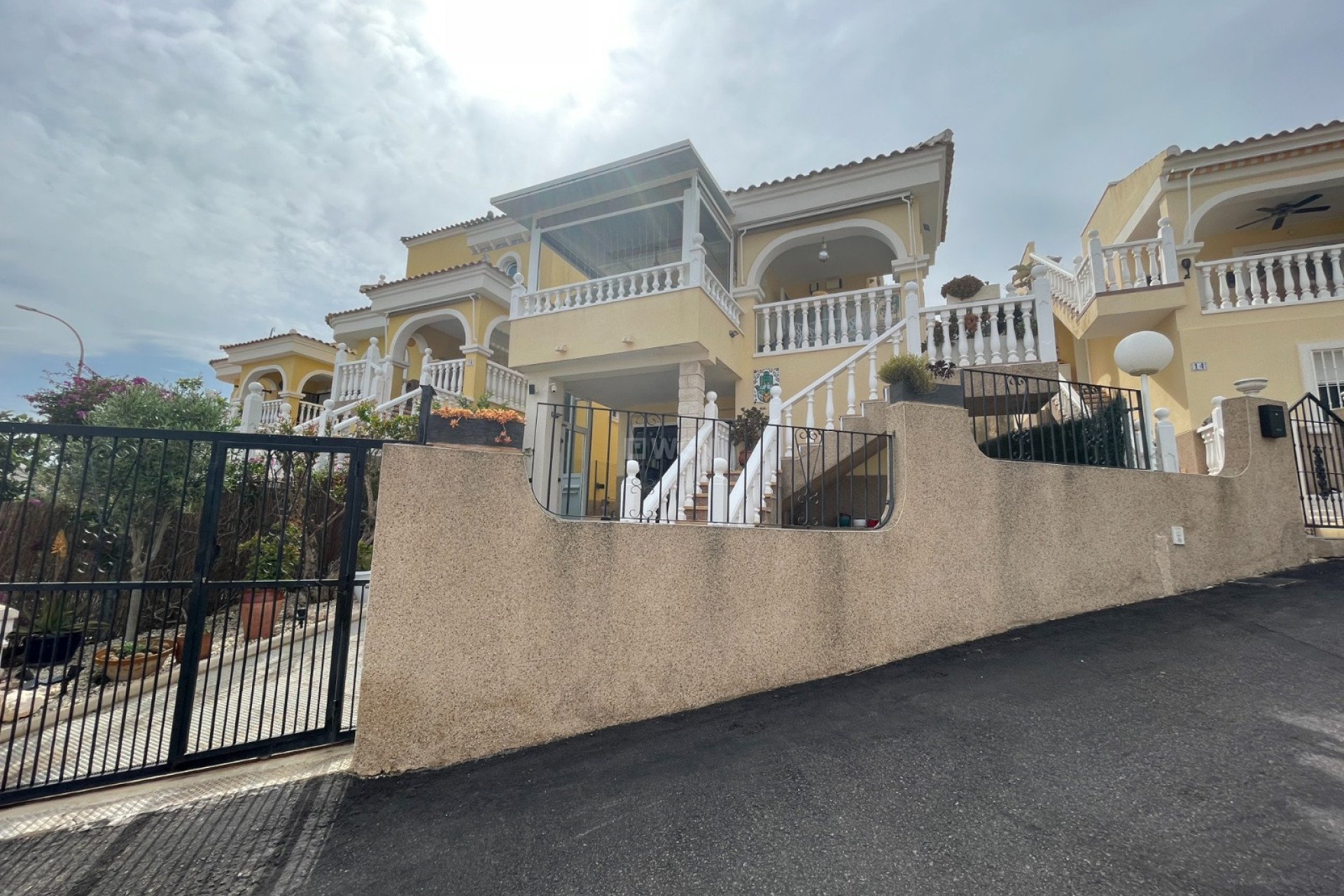 Odsprzedaż - Villa - San Fulgencio - Costa Blanca