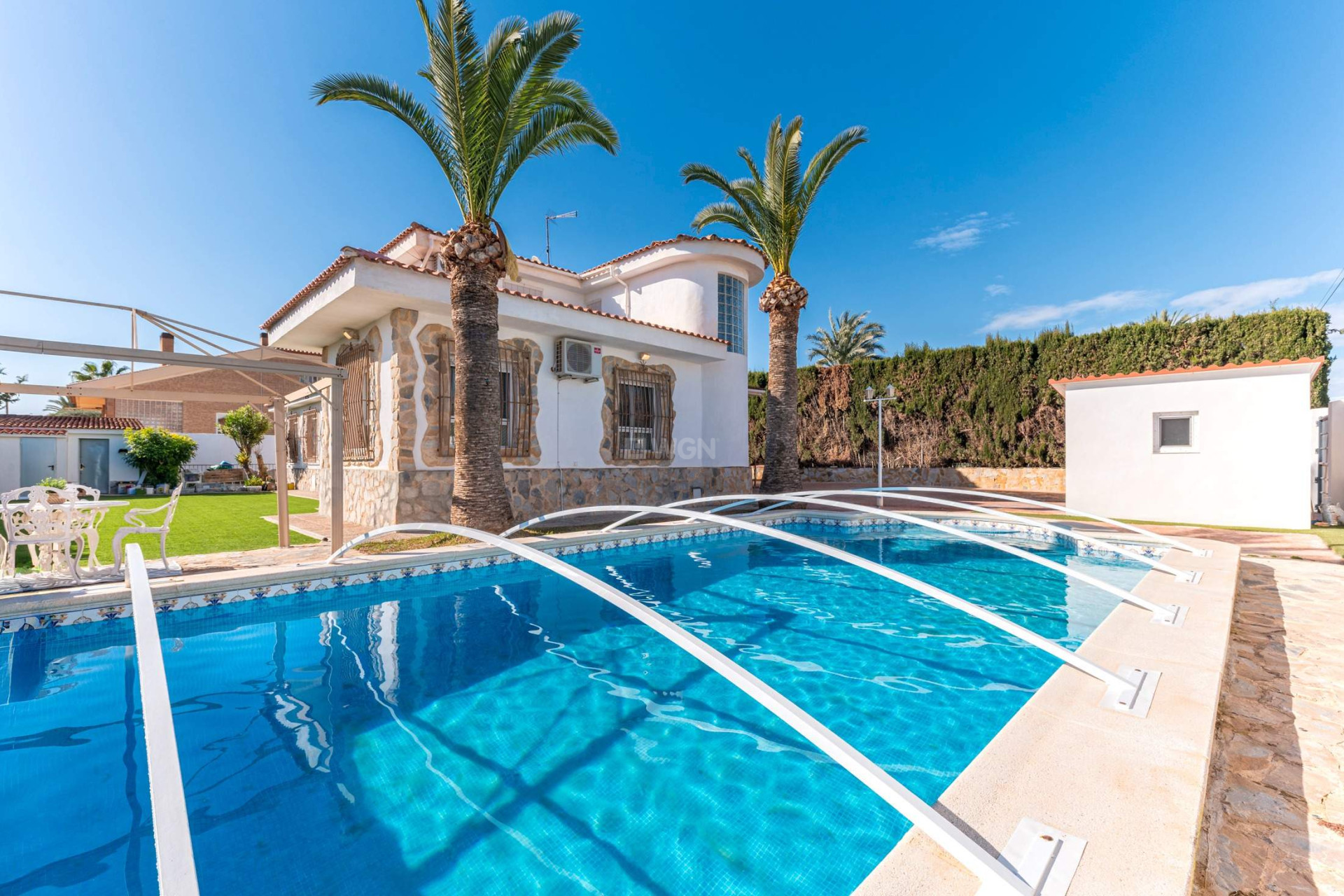 Odsprzedaż - Villa - San Juan de Alicante - La Font