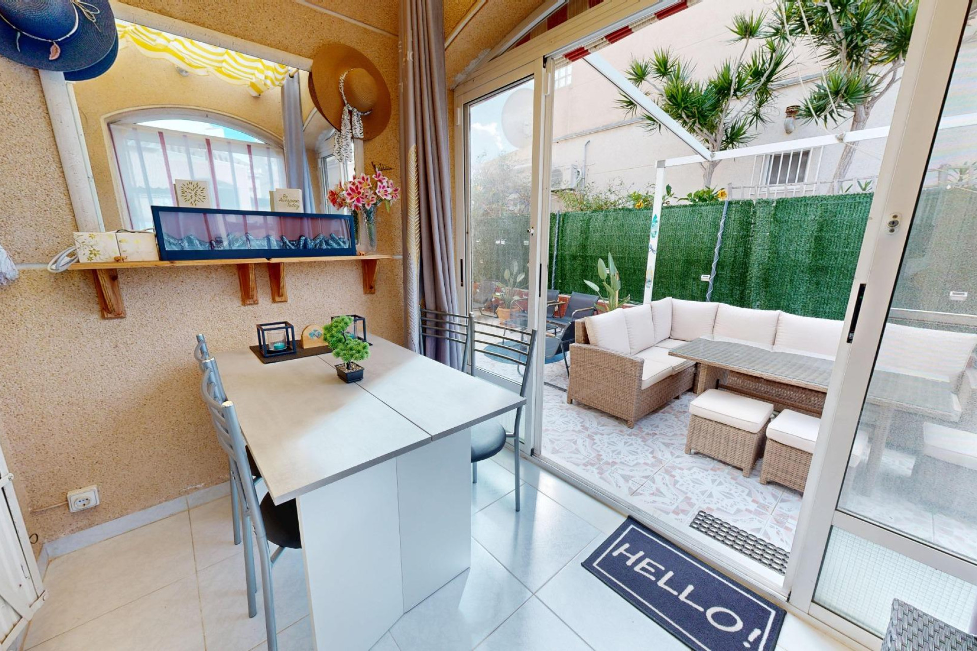 Odsprzedaż - Villa - San Miguel de Salinas - 03193