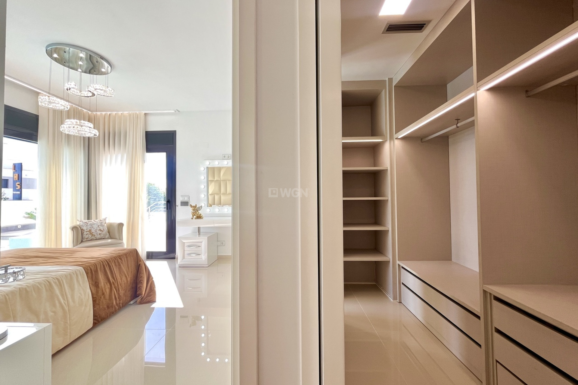 Odsprzedaż - Villa - San Miguel de Salinas - Inland