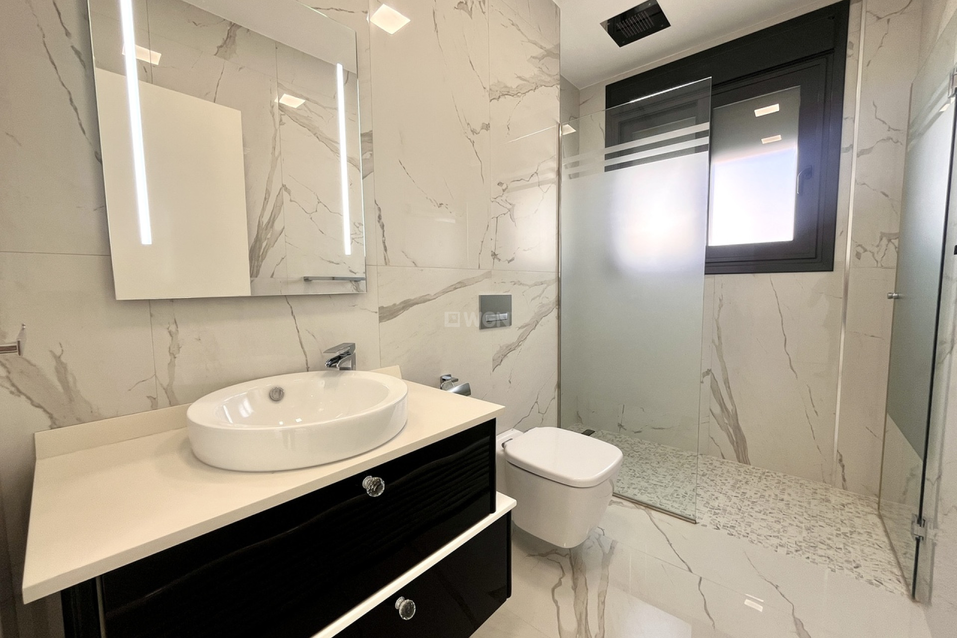 Odsprzedaż - Villa - San Miguel de Salinas - Inland