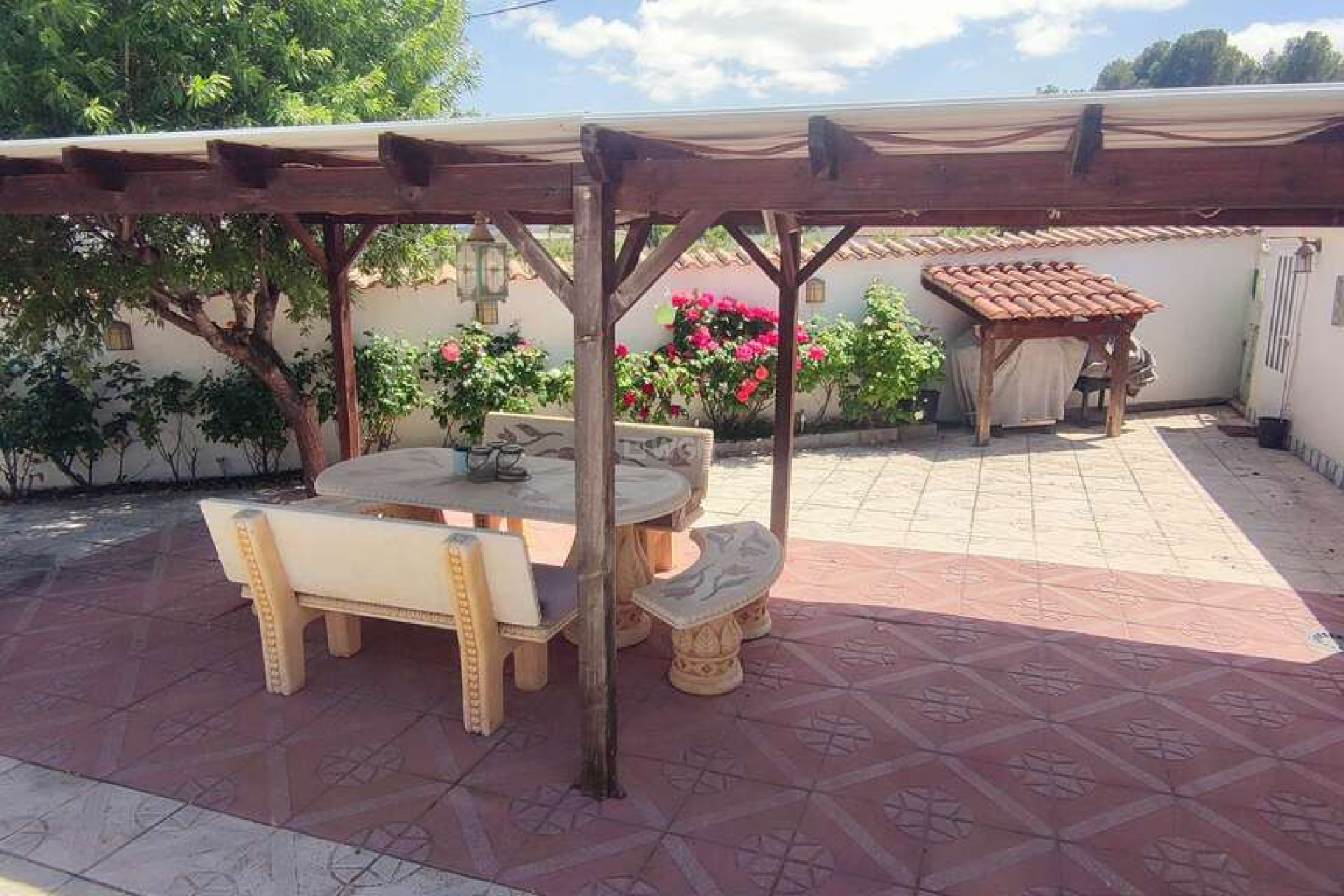 Odsprzedaż - Villa - Sax - Inland