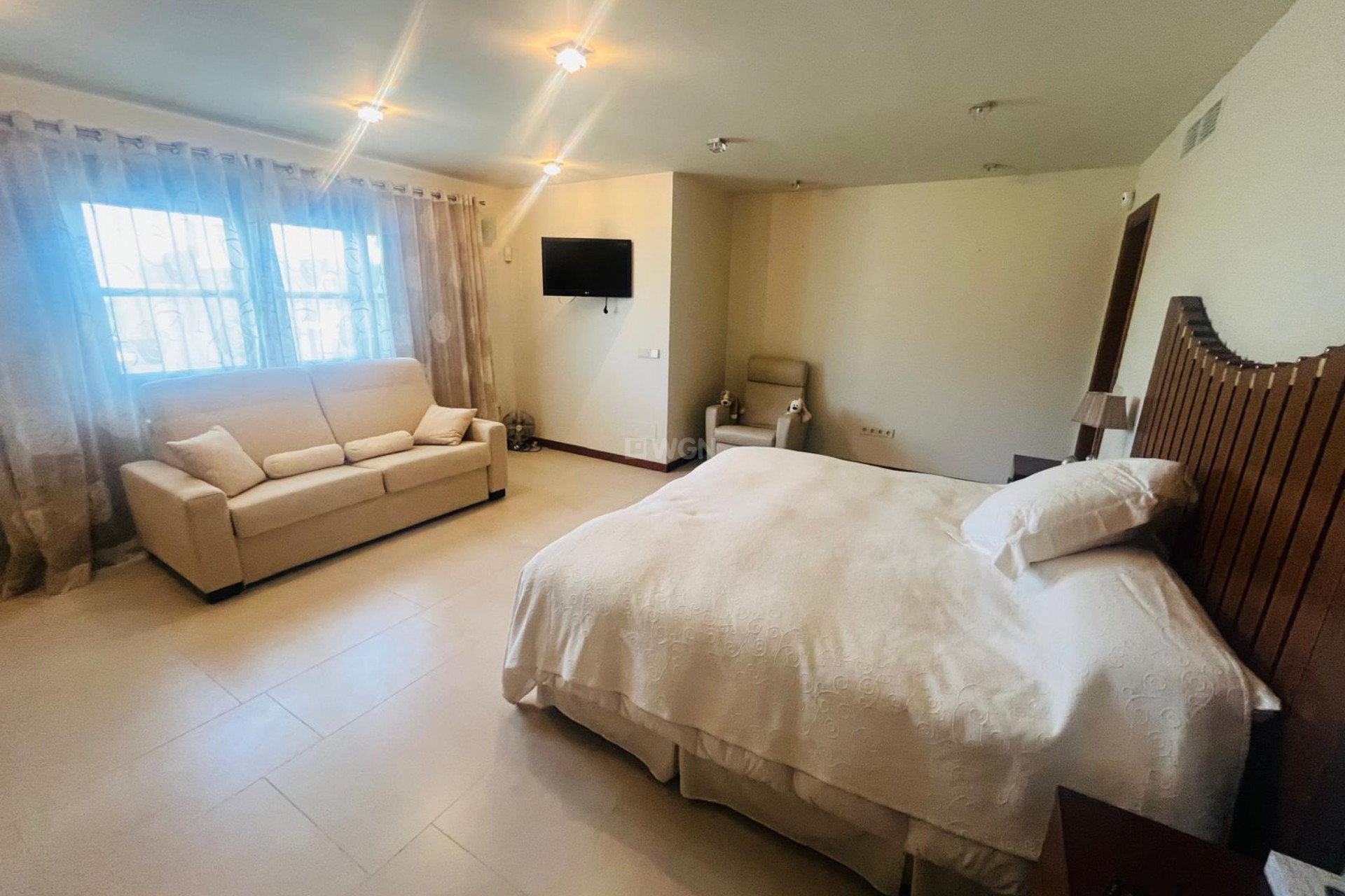 Odsprzedaż - Villa - Sucina - Inland