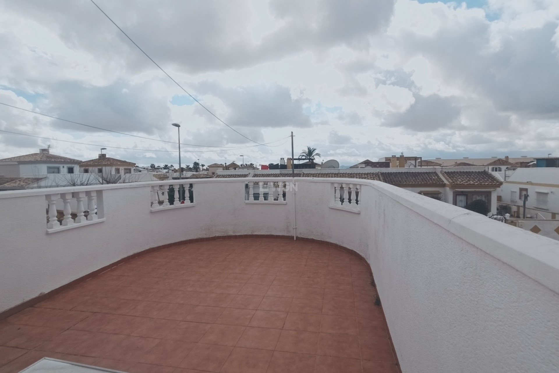 Odsprzedaż - Villa - Sucina - Inland