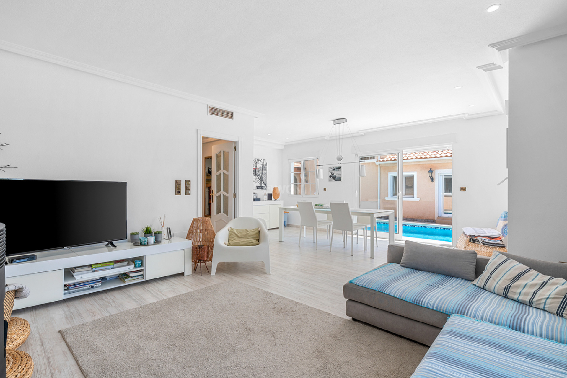 Odsprzedaż - Villa - Torre de la Horadada - Costa Blanca