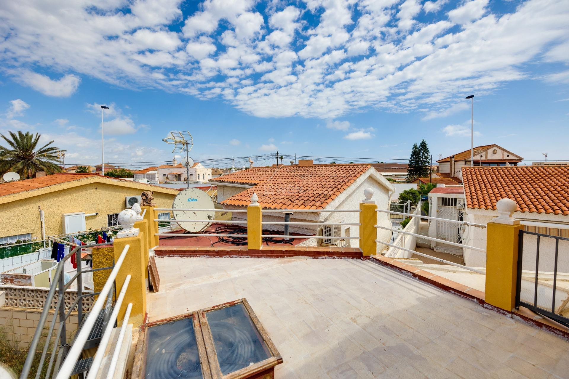 Odsprzedaż - Villa - Torrevieja - aguas nuevas