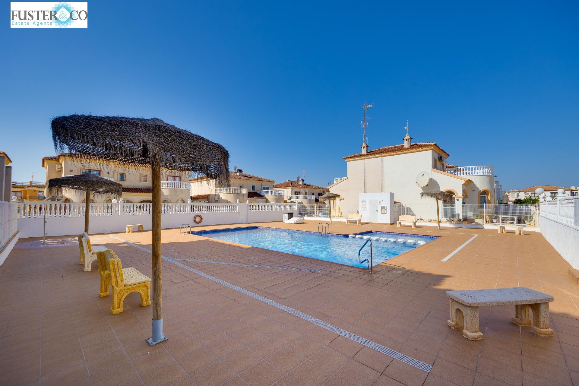 Odsprzedaż - Villa - Torrevieja - aguas nuevas