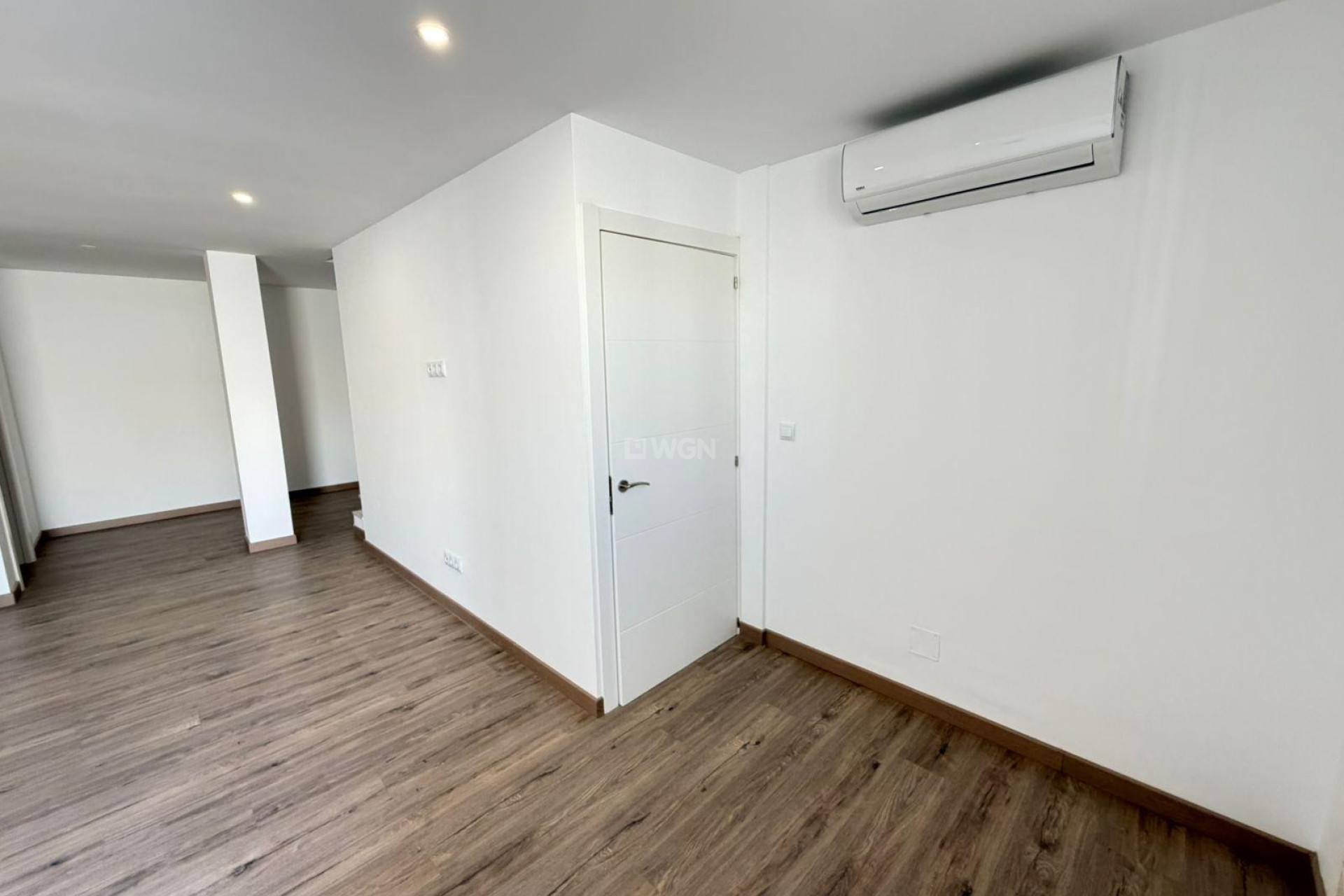 Odsprzedaż - Villa - Torrevieja - Cabo Cervera