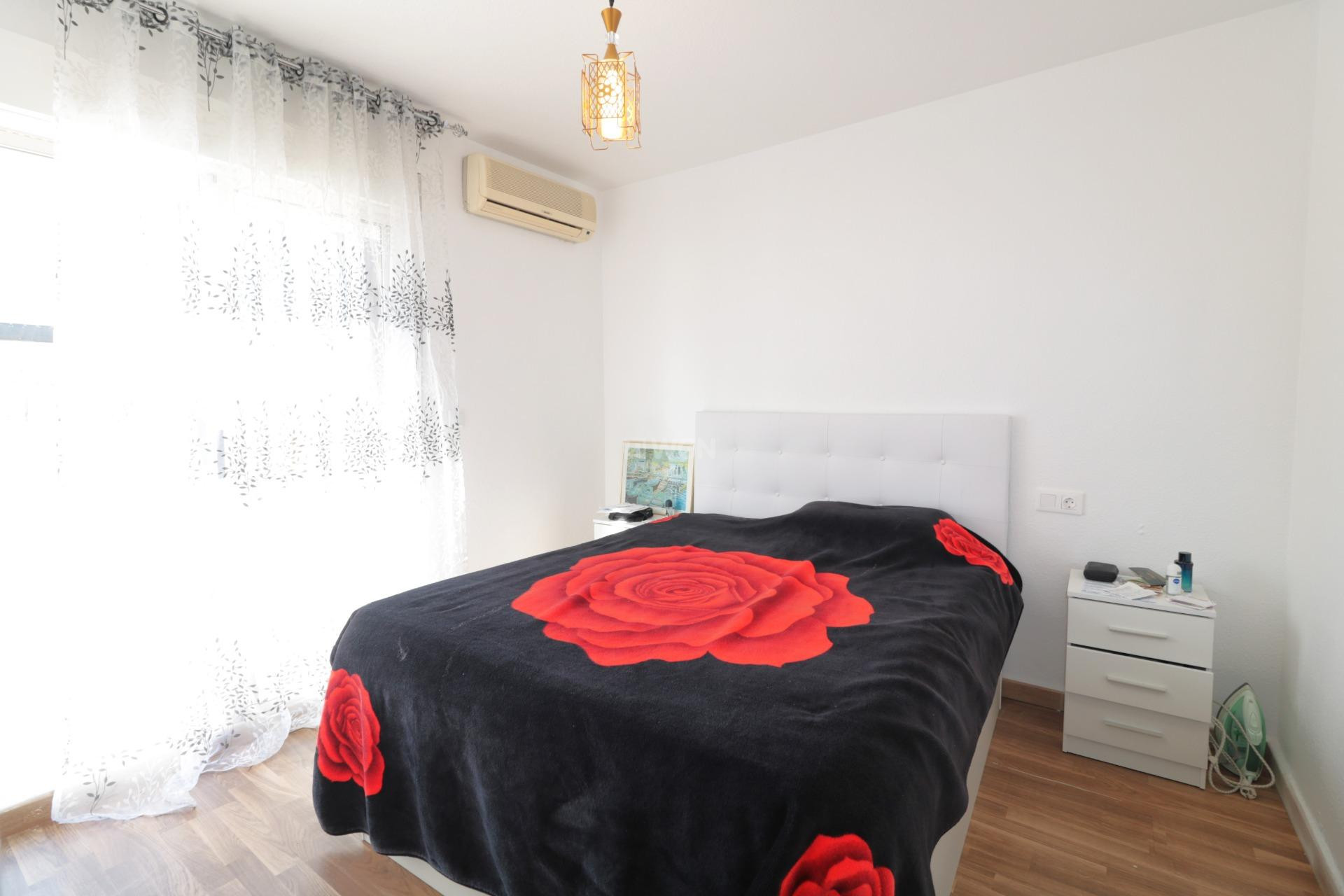 Odsprzedaż - Villa - Torrevieja - Carrefour