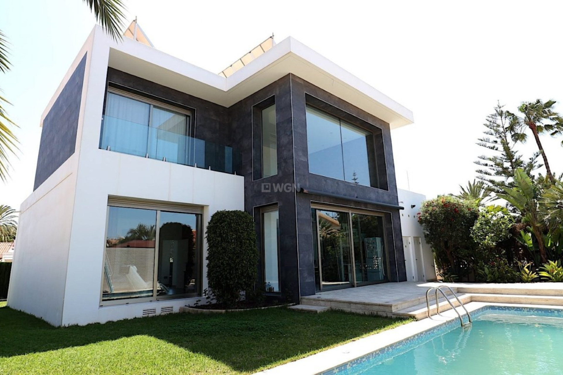 Odsprzedaż - Villa - Torrevieja - Costa Blanca