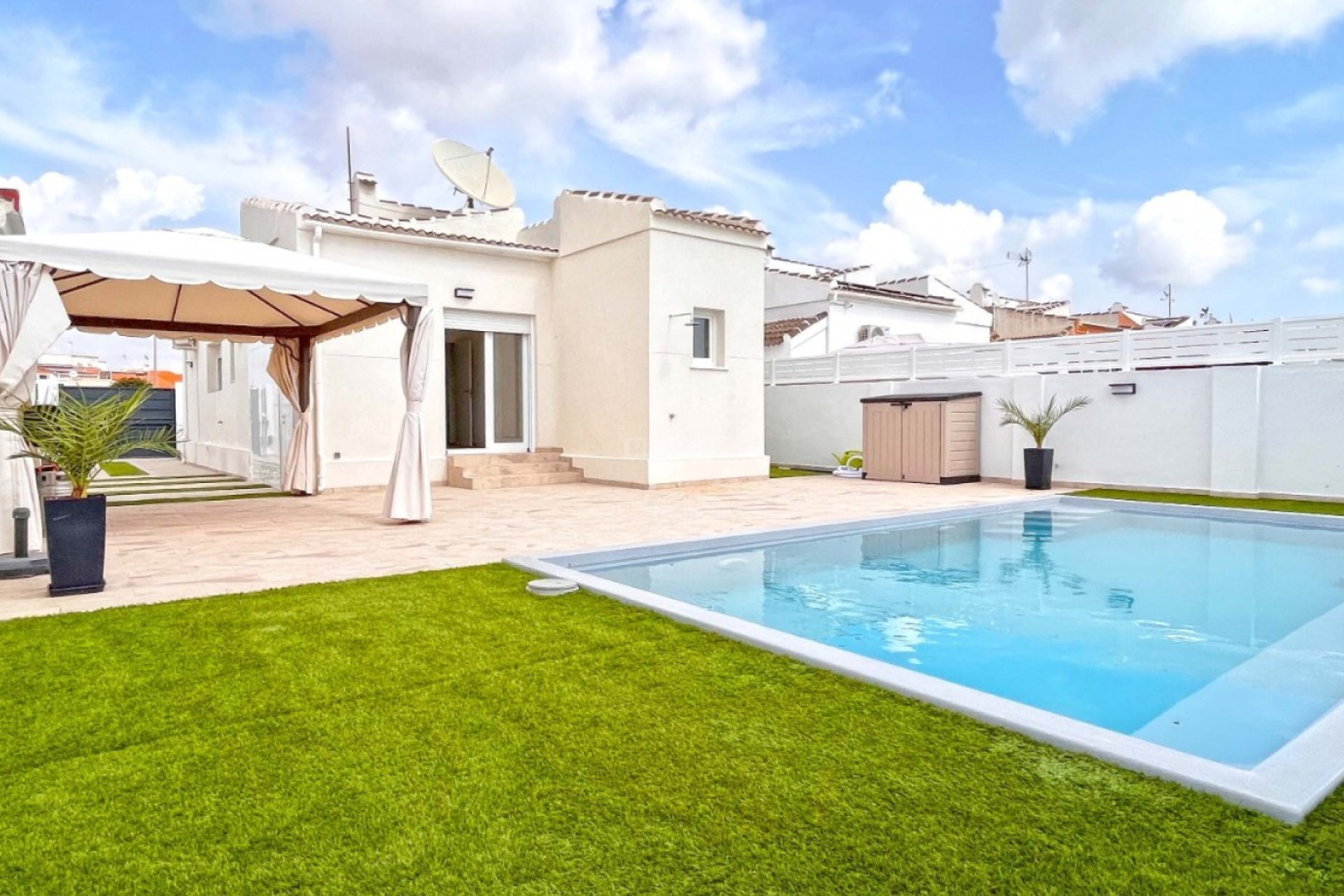 Odsprzedaż - Villa - Torrevieja - Costa Blanca