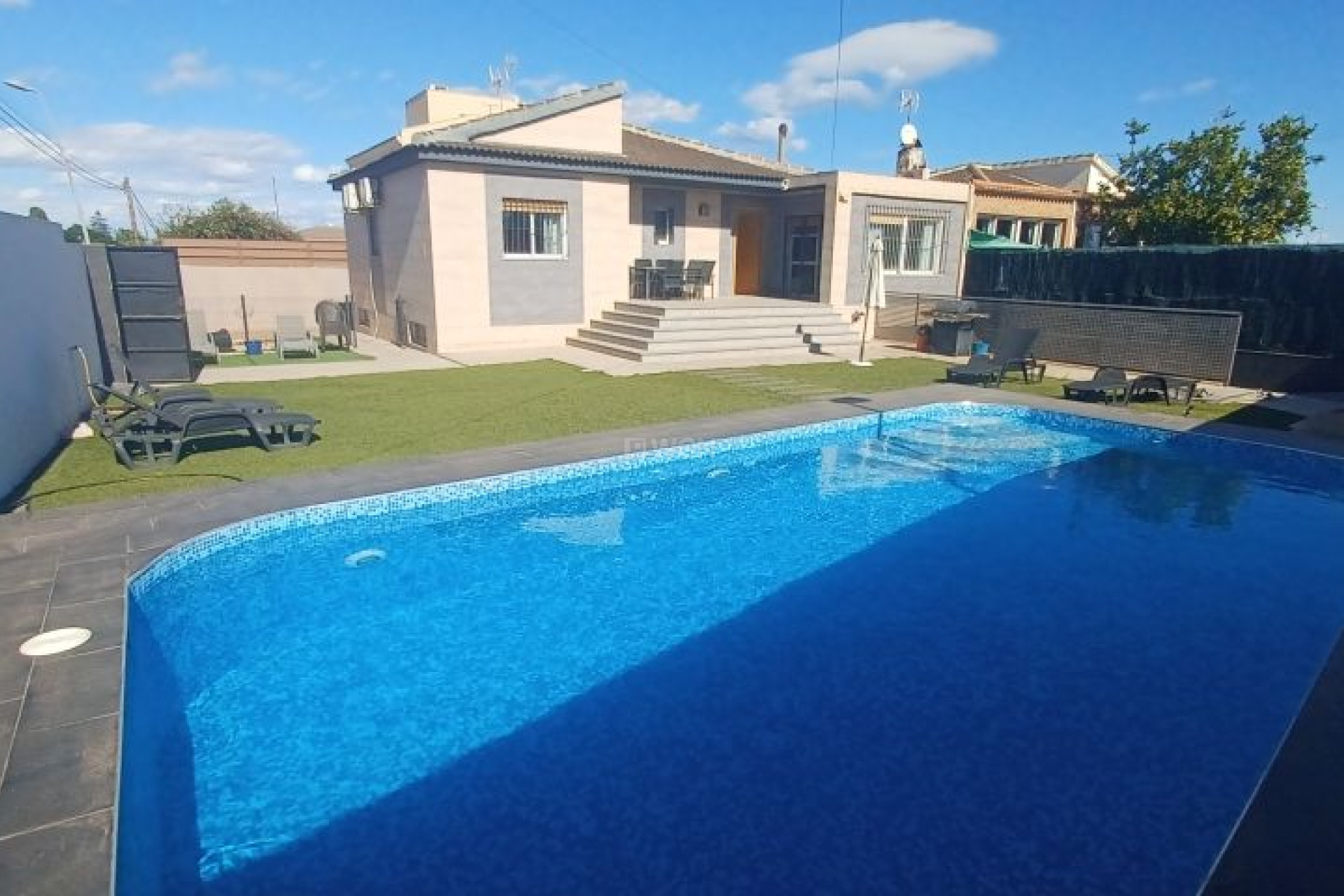 Odsprzedaż - Villa - Torrevieja - Costa Blanca